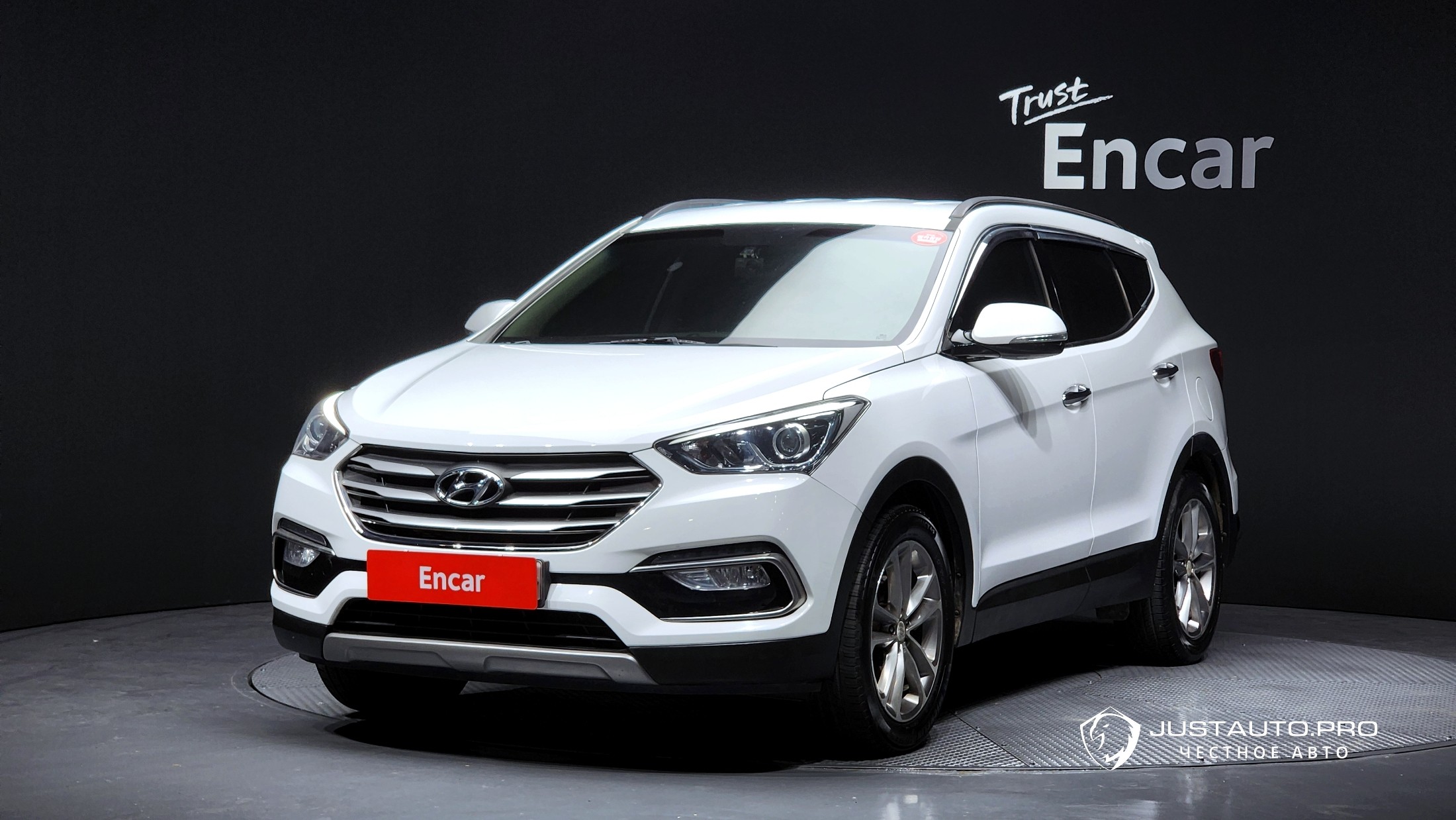 Автомобиль Hyundai Santafe