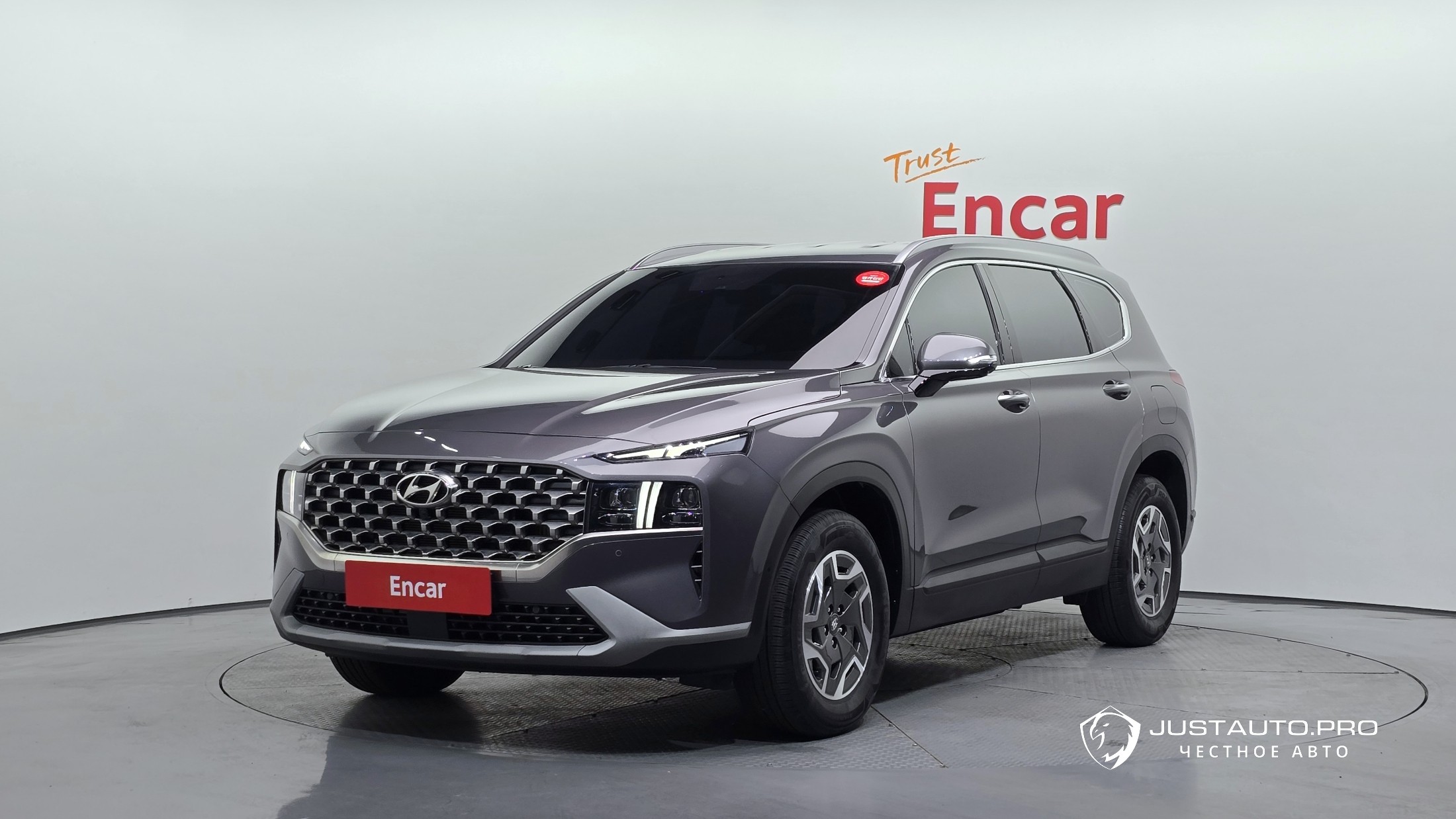 Автомобиль Hyundai Santafe