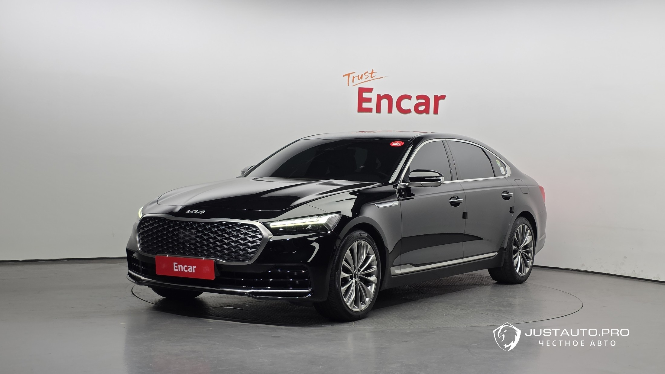 Автомобиль Kia K9