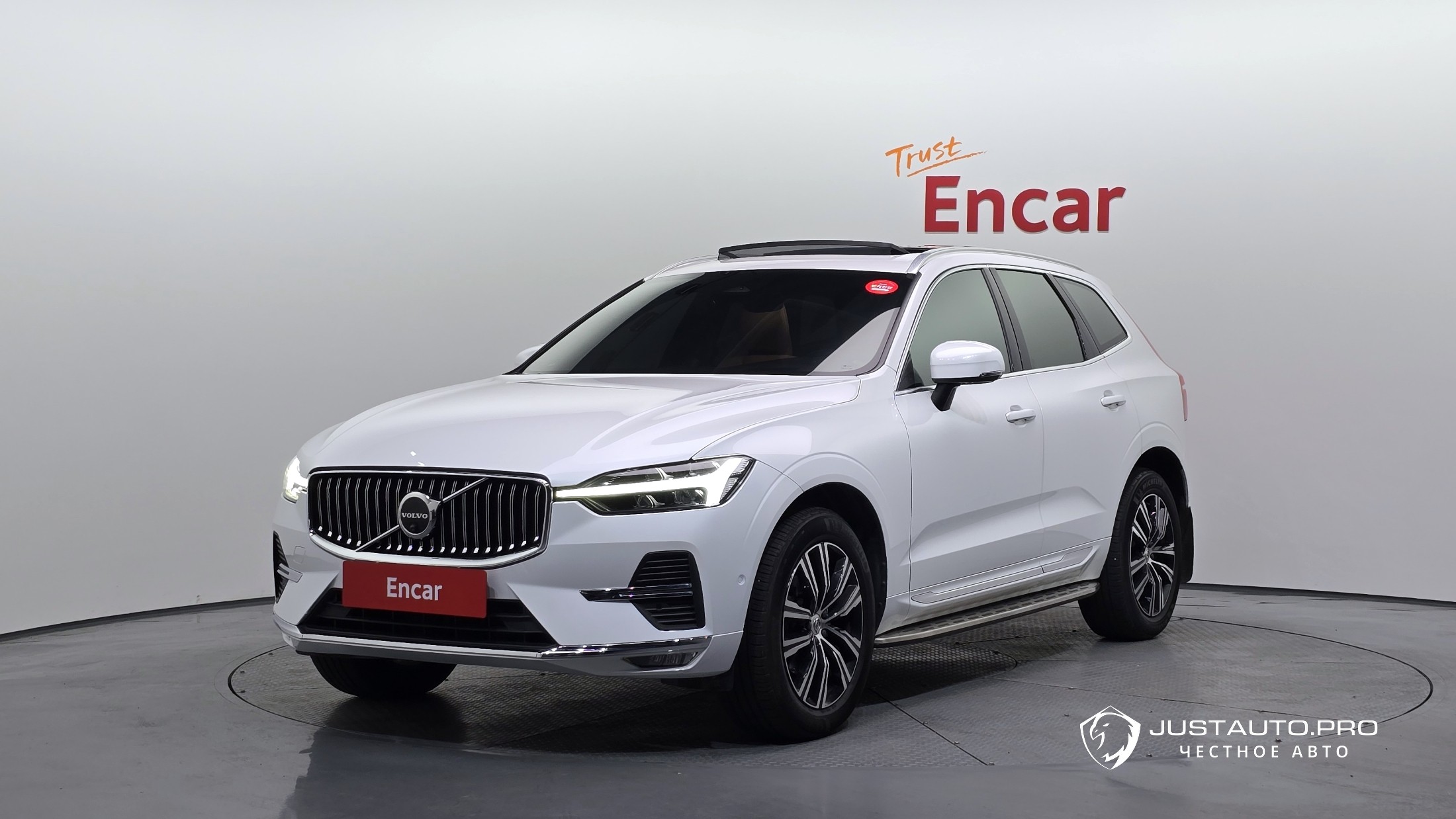 Автомобиль Volvo XC60