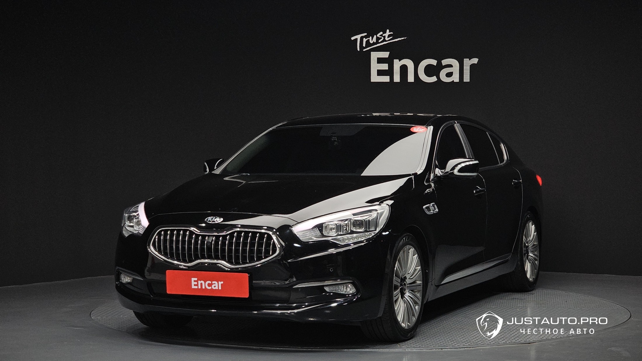 Автомобиль Kia K9