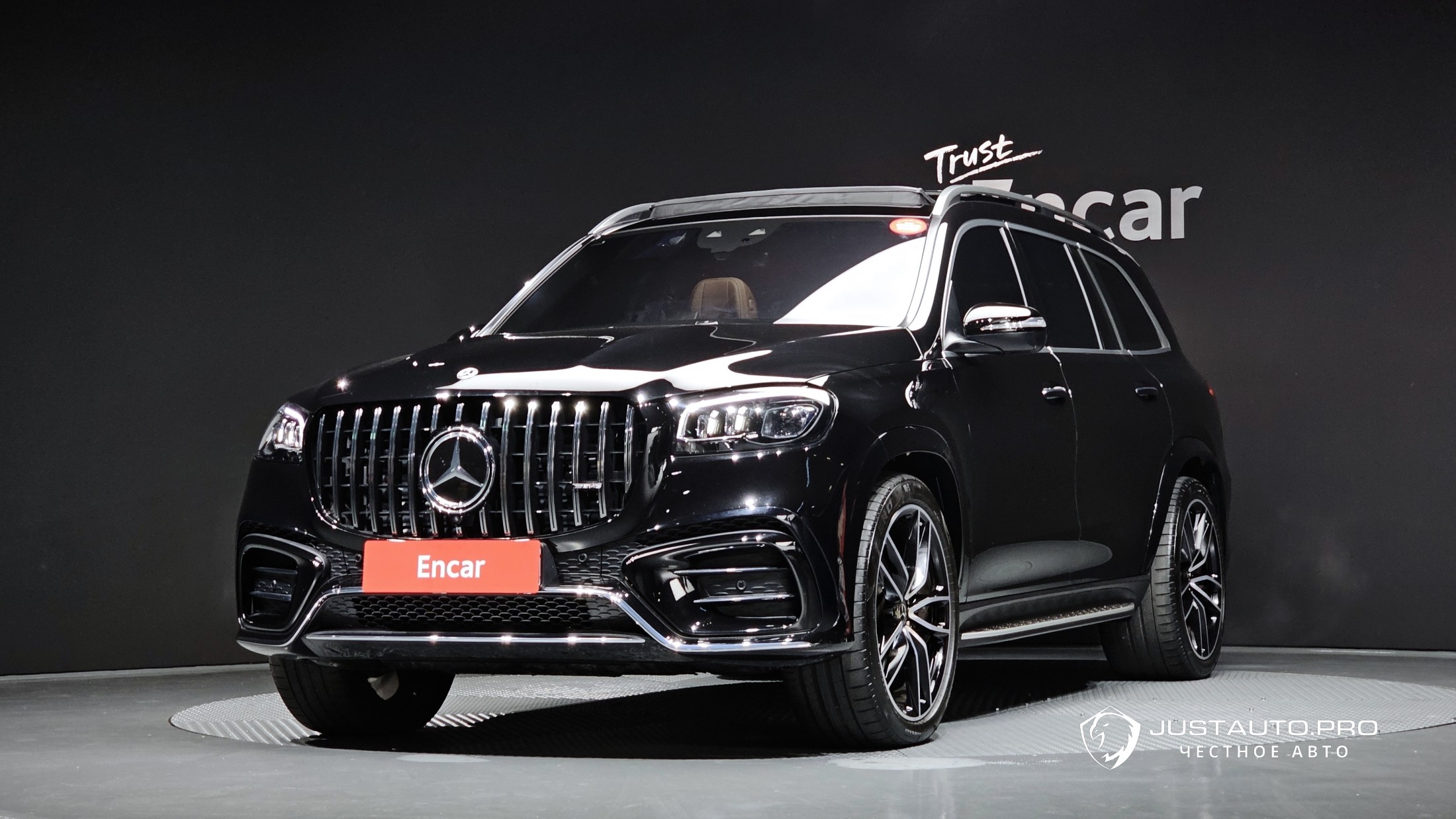 Автомобиль Mercedes-Benz GLS-Class