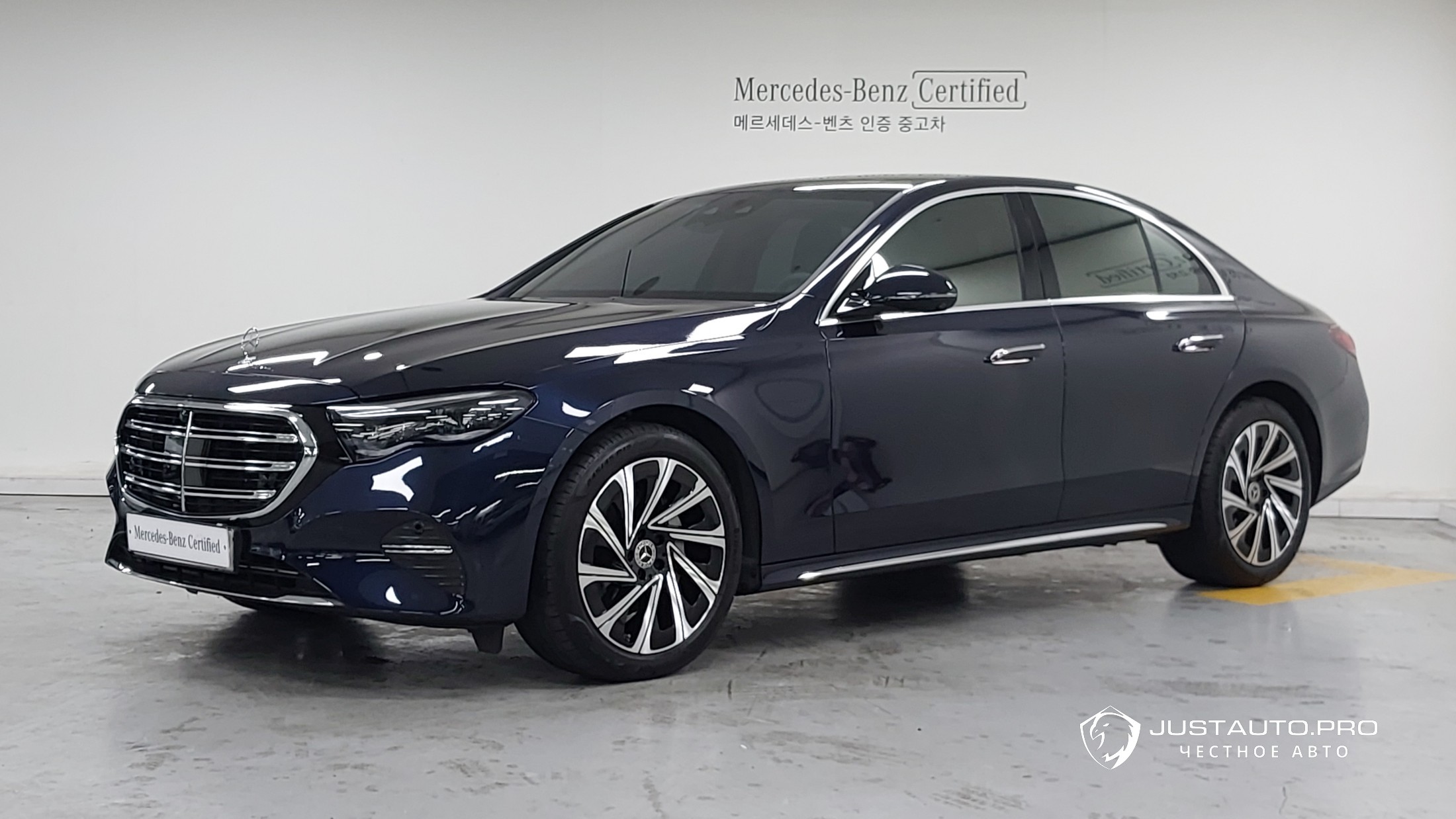 Автомобиль Mercedes-Benz E-Class