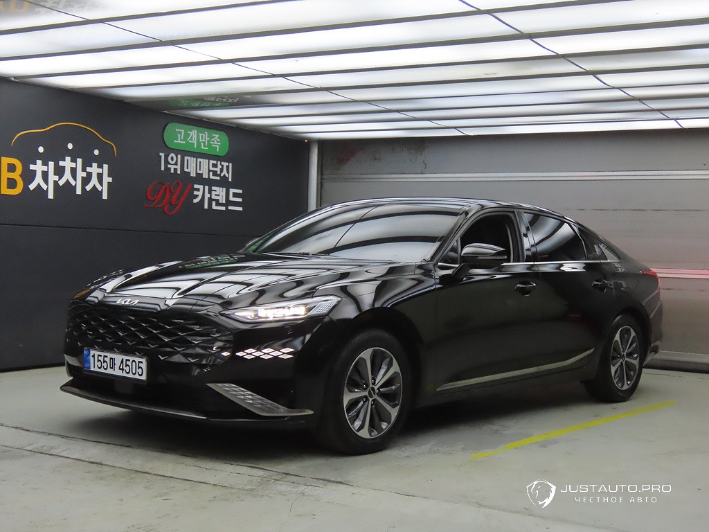 Автомобиль Kia K8