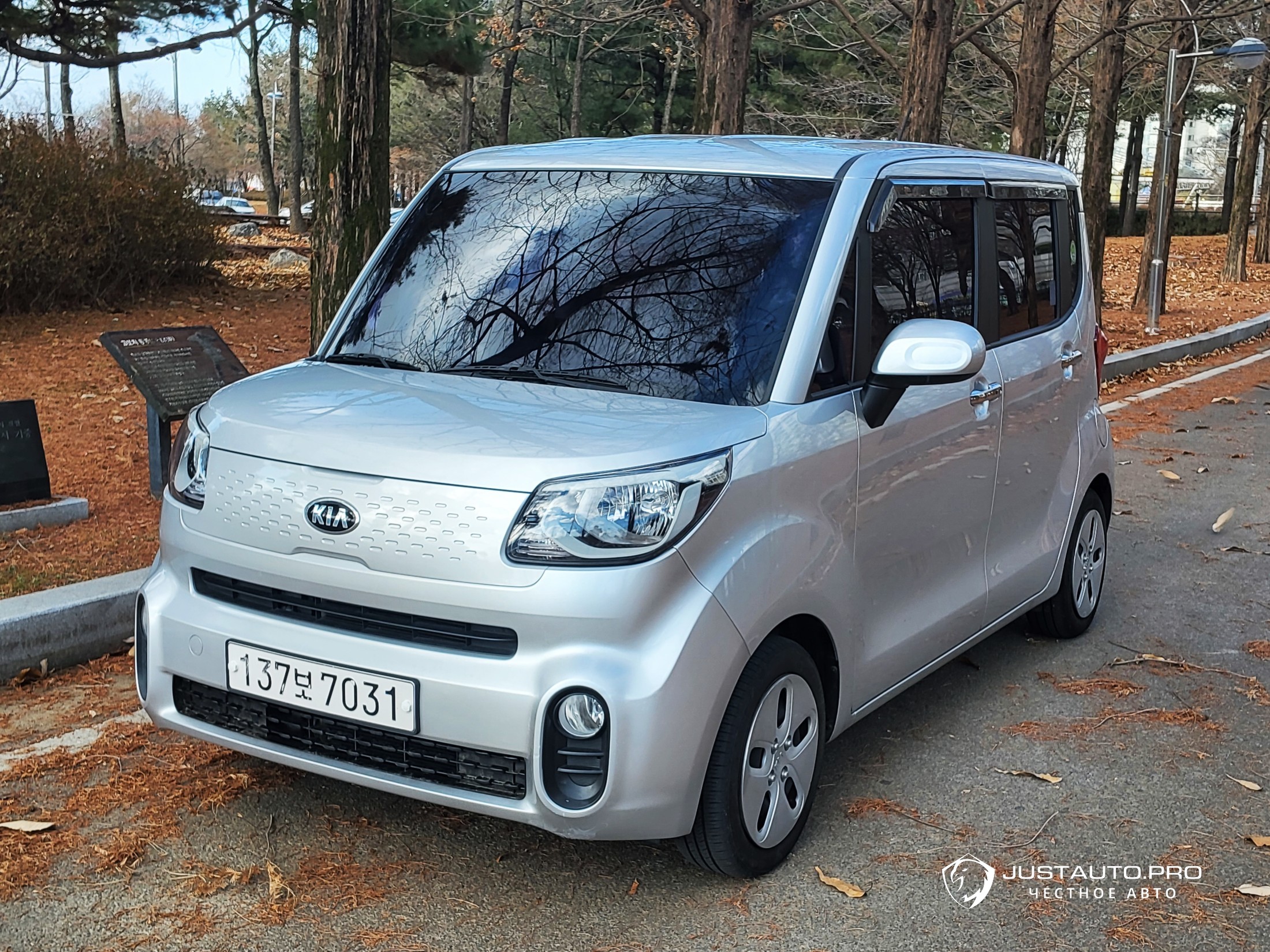 Автомобиль Kia RAY