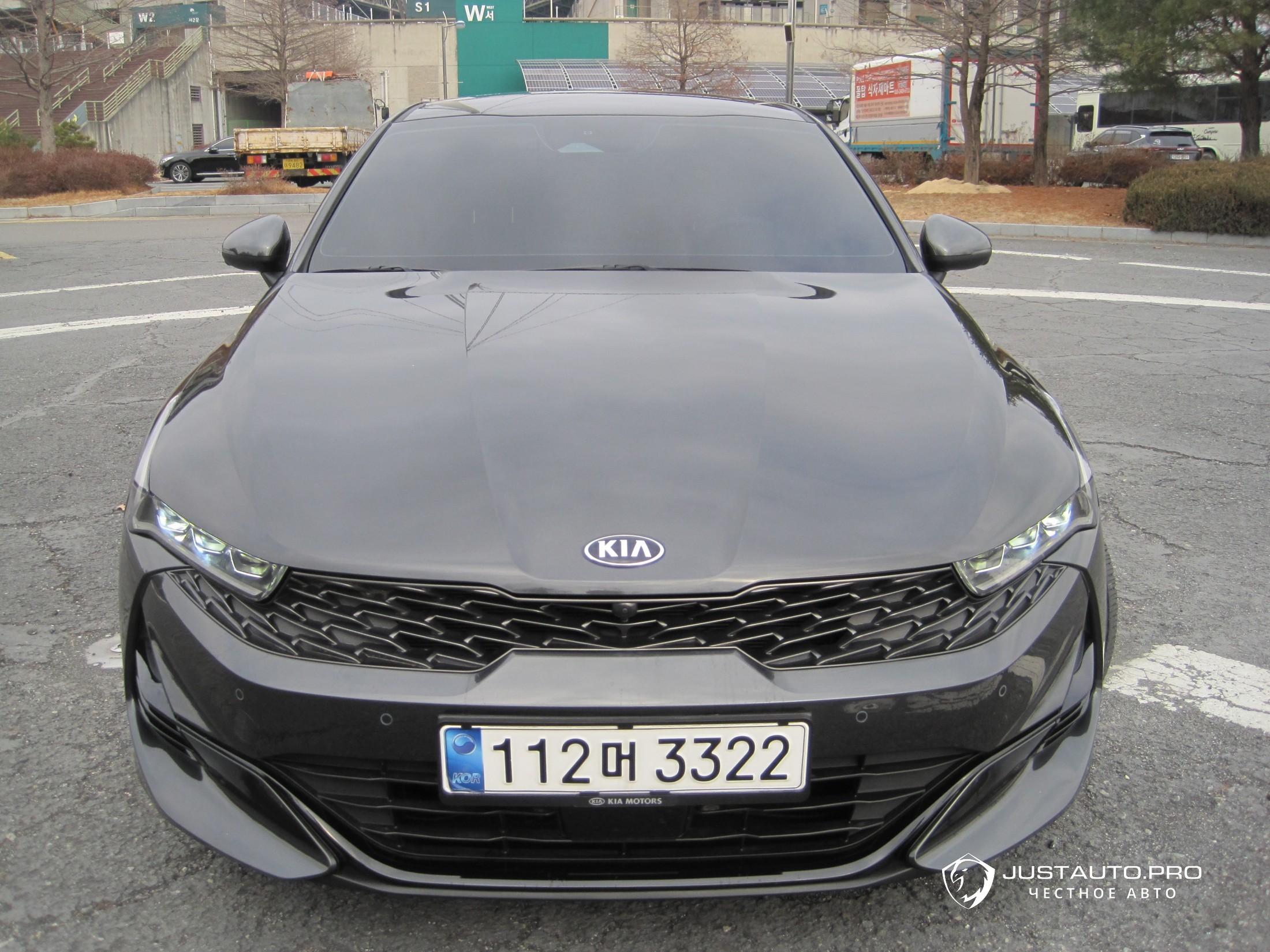 Автомобиль Kia K5