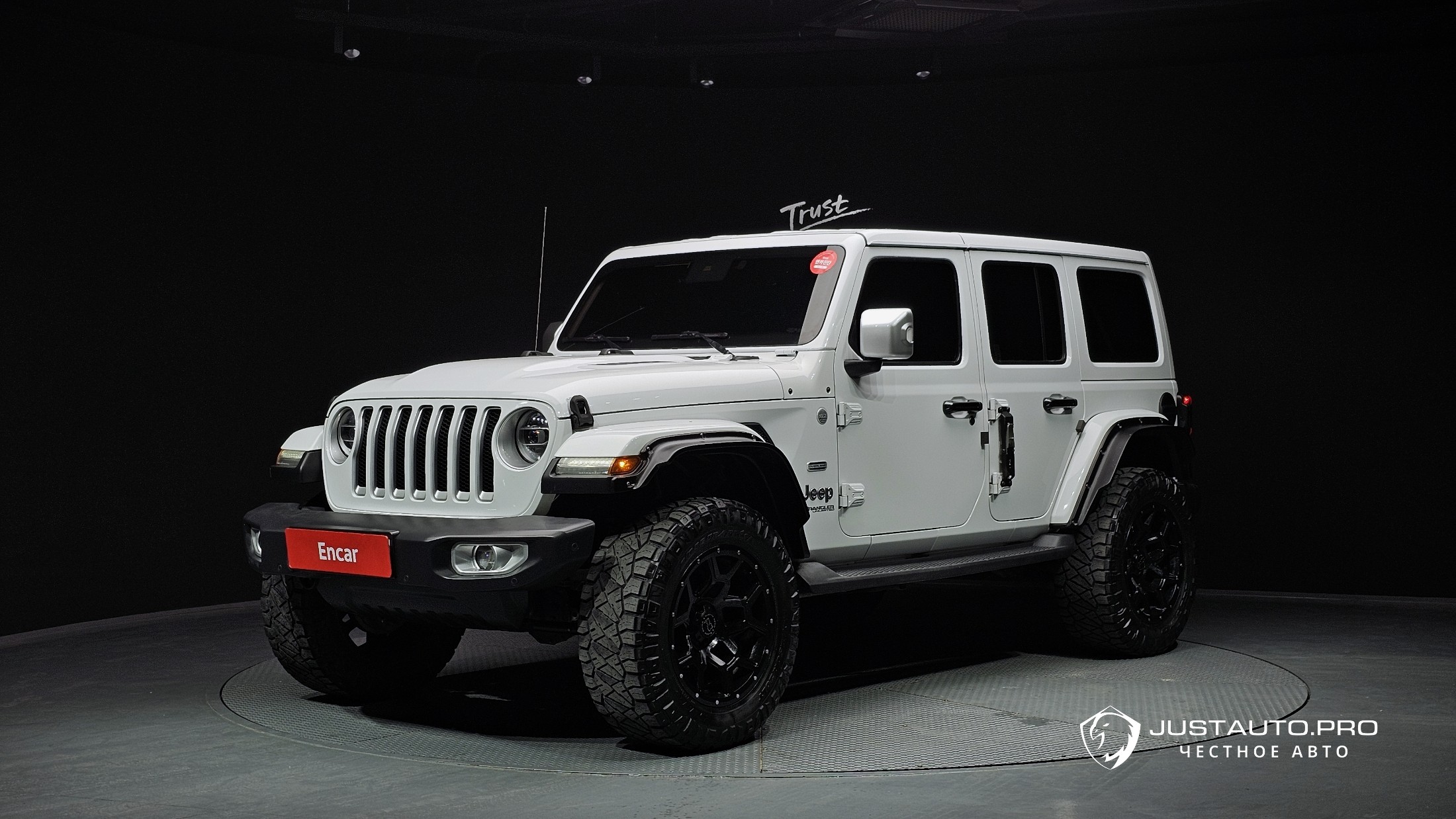 Автомобиль Jeep Wrangler