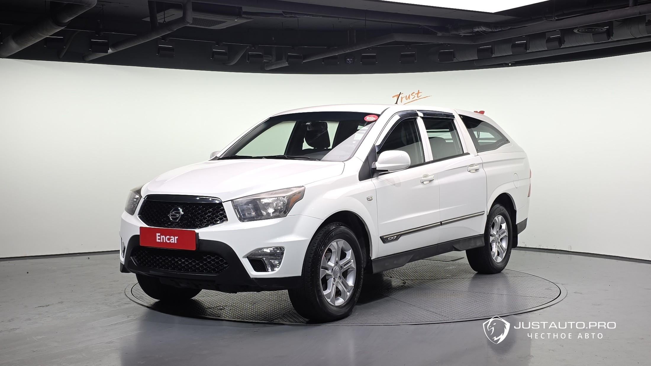 Автомобиль KG_Mobility_Ssangyong KORANDO