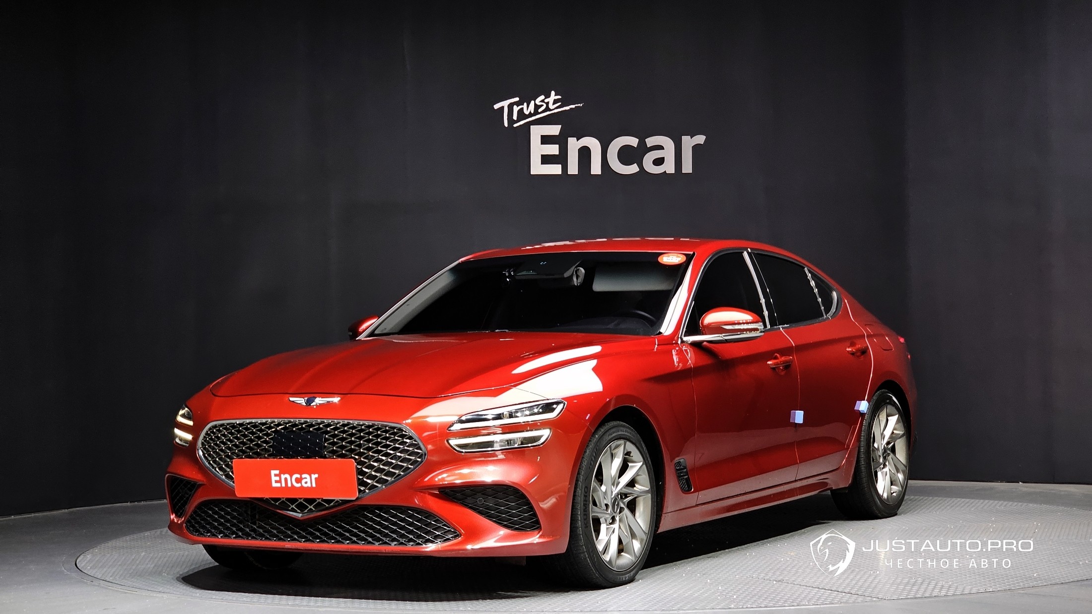 Автомобиль Genesis G70