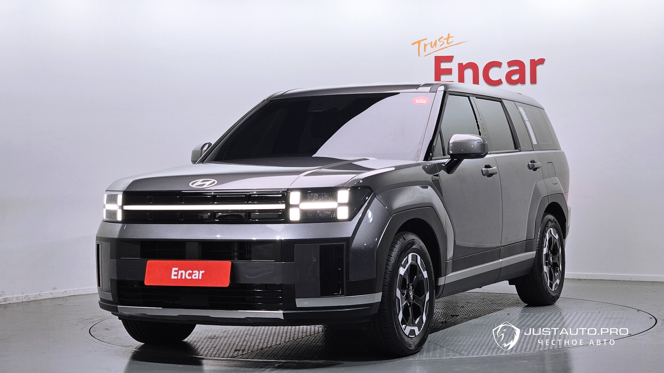 Автомобиль Hyundai Santafe