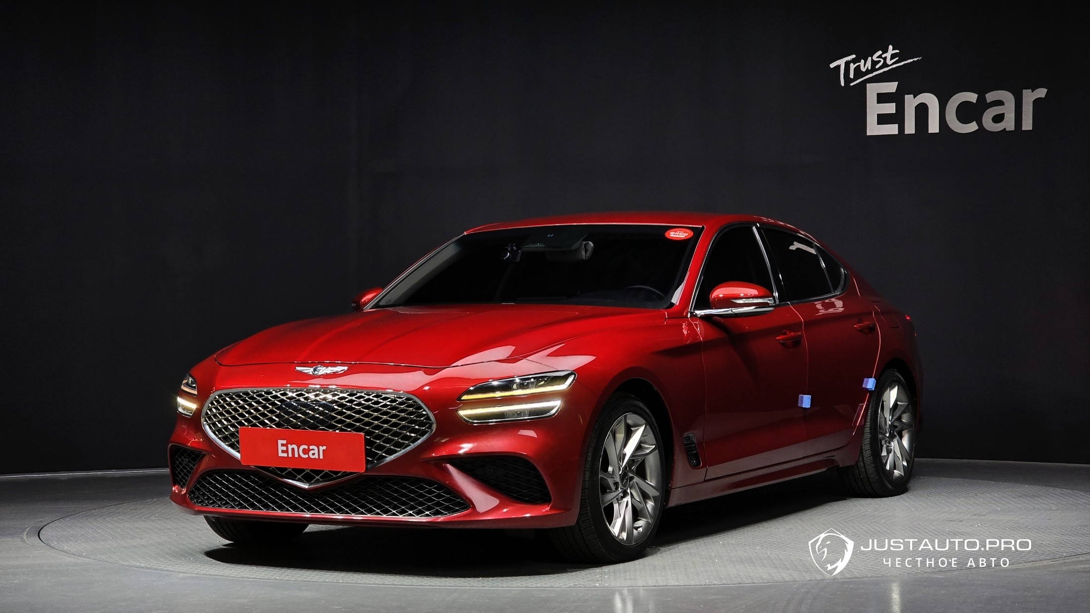 Автомобиль Genesis G70