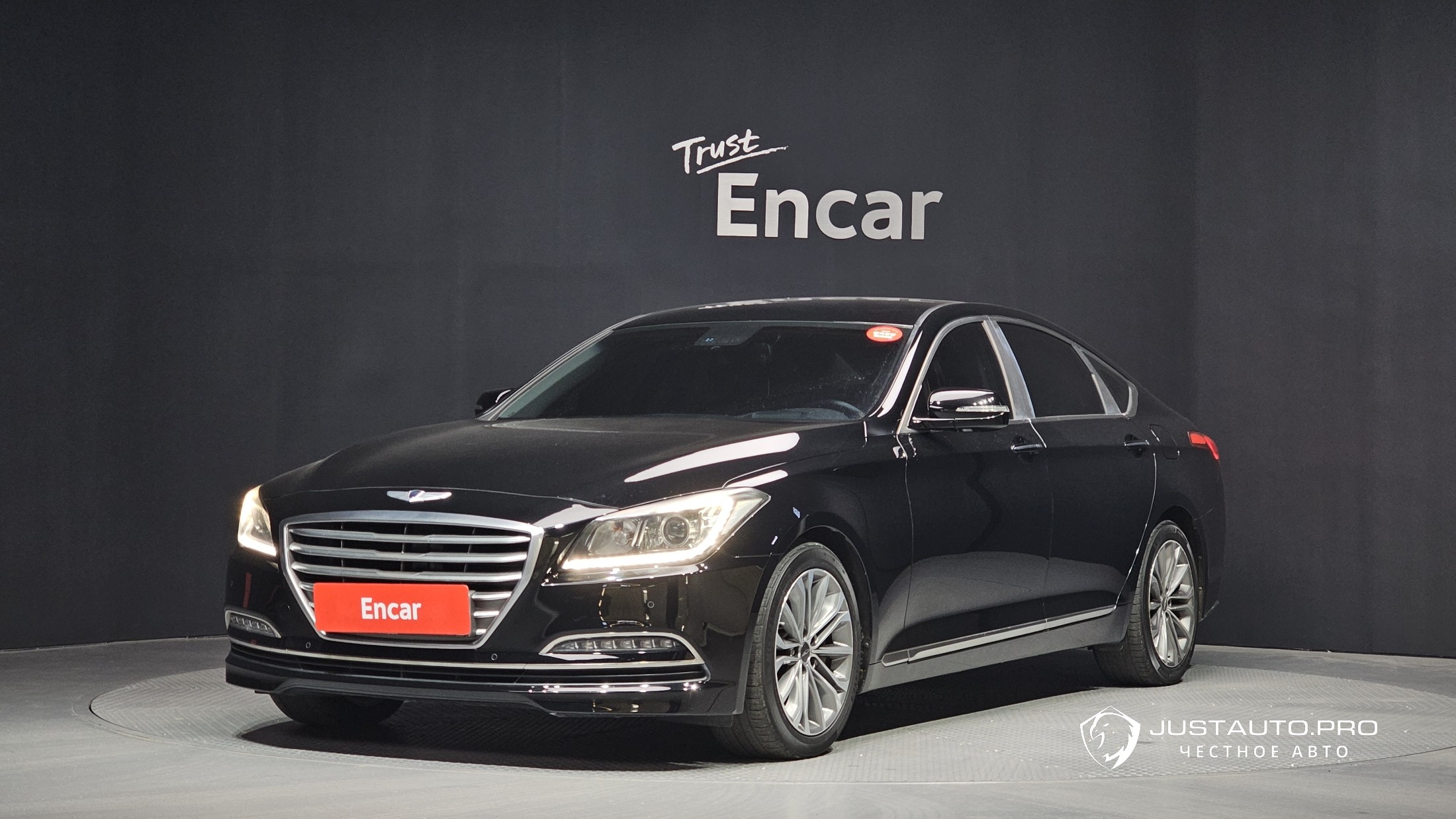 Автомобиль Hyundai Genesis