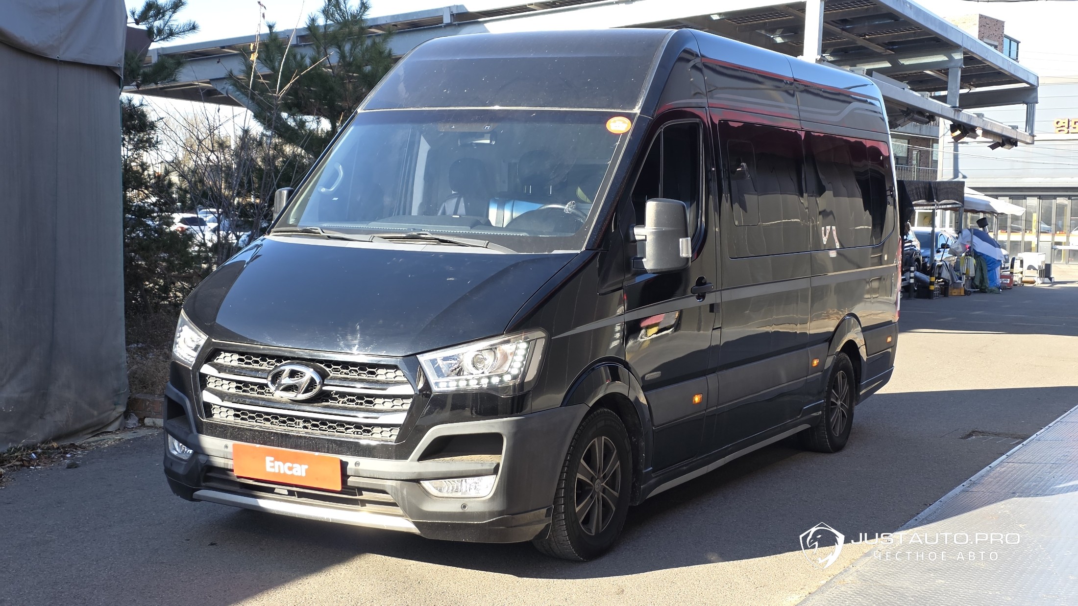 Автомобиль Hyundai Solati