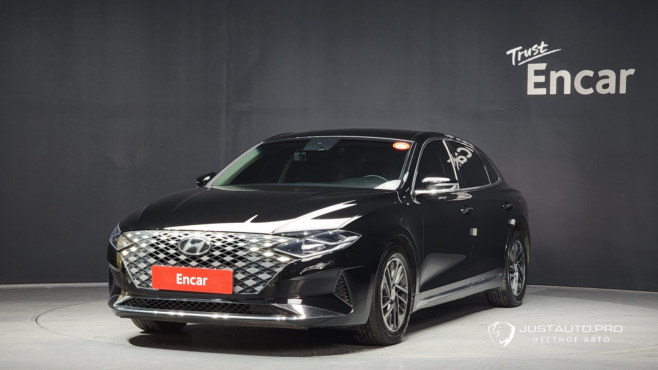 Автомобиль Hyundai Grandeur