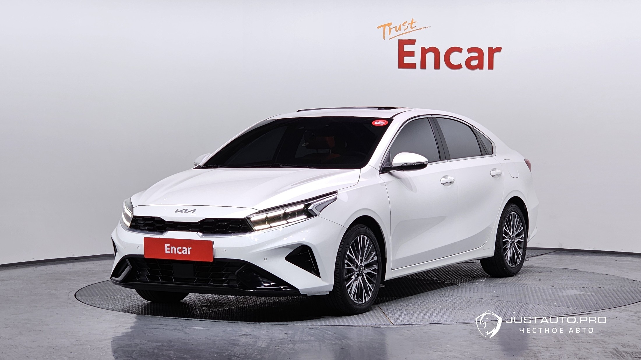 Автомобиль Kia K3