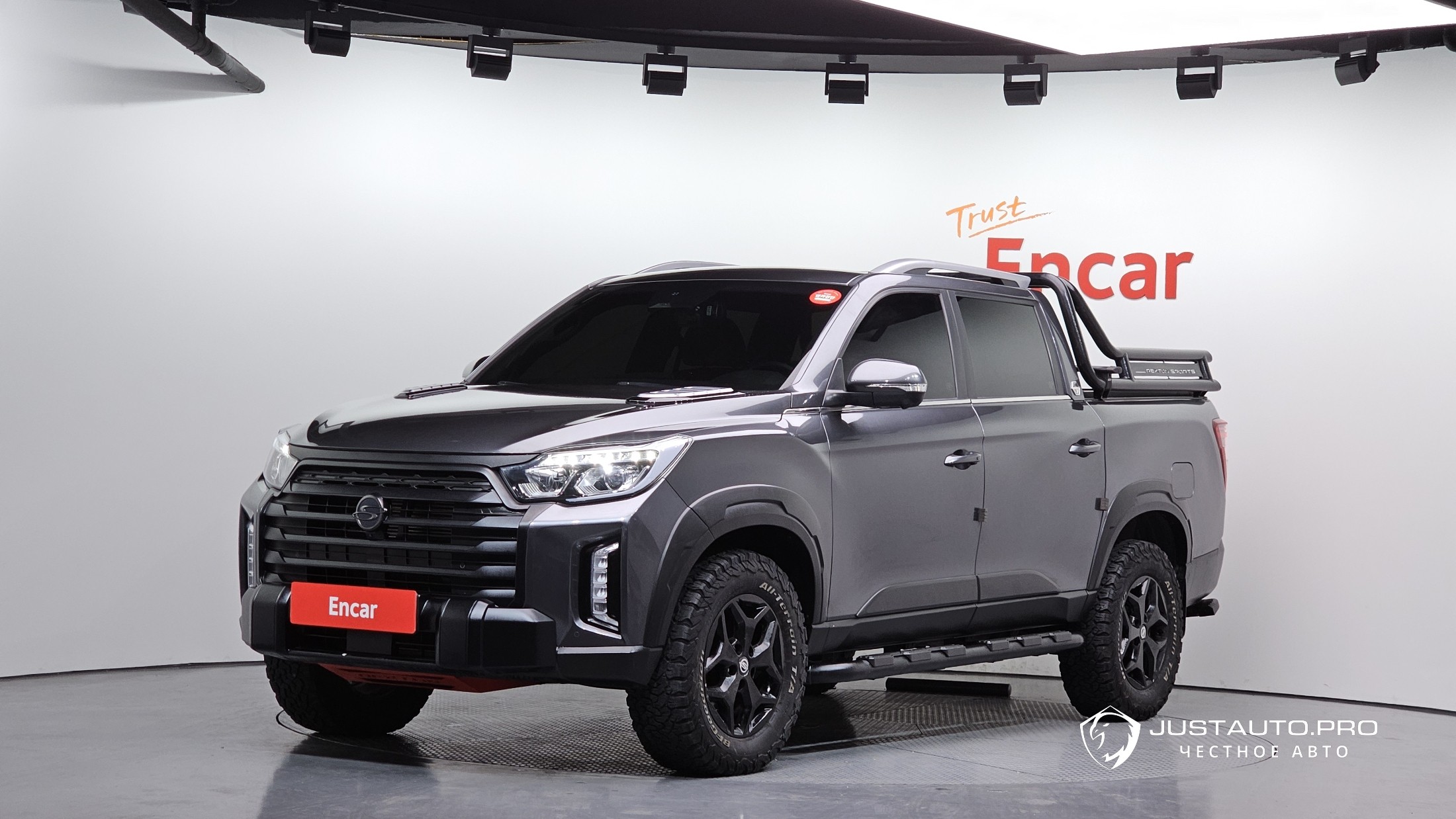 Автомобиль KG_Mobility_Ssangyong Rexton