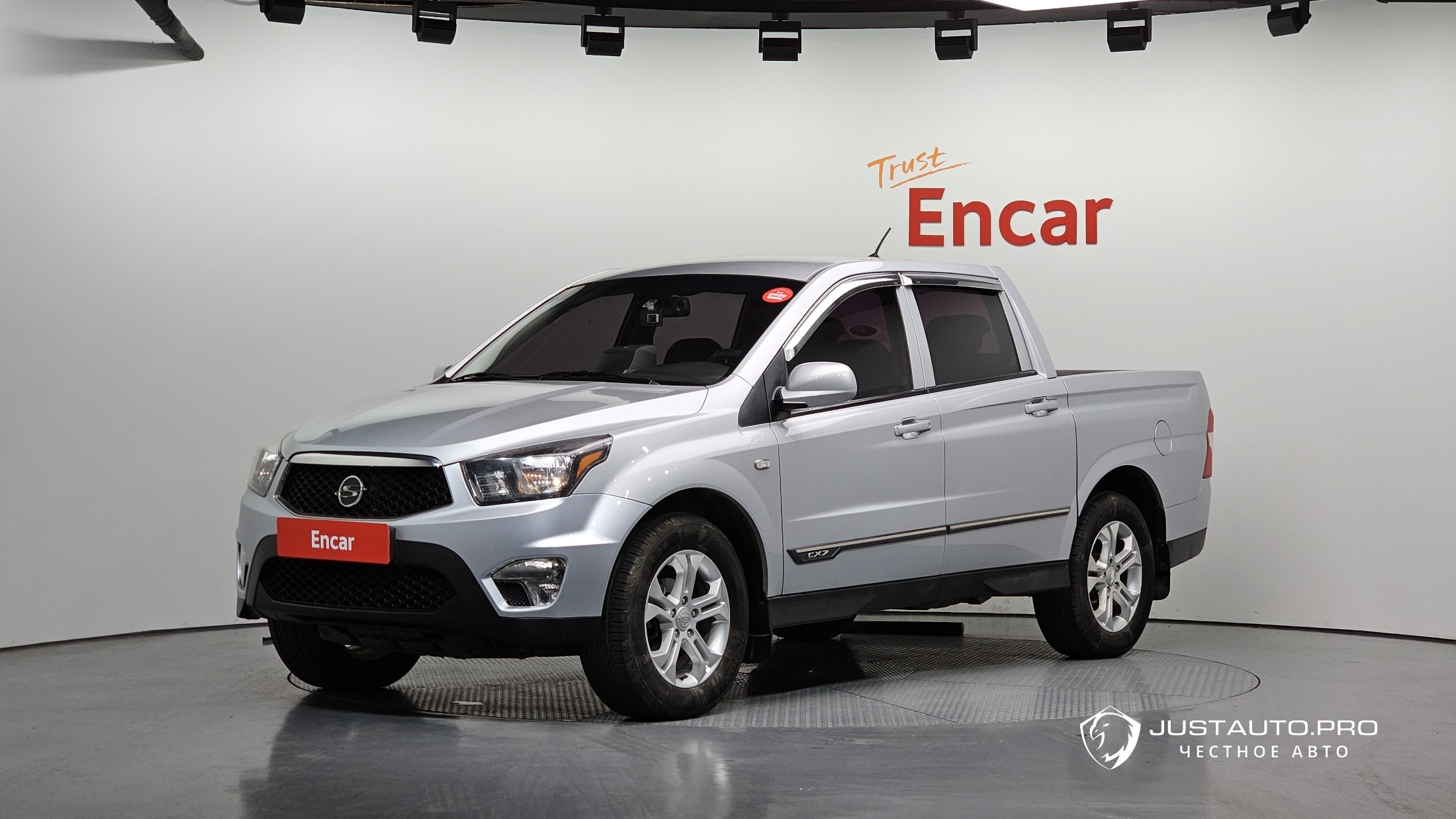 Автомобиль KG_Mobility_Ssangyong KORANDO