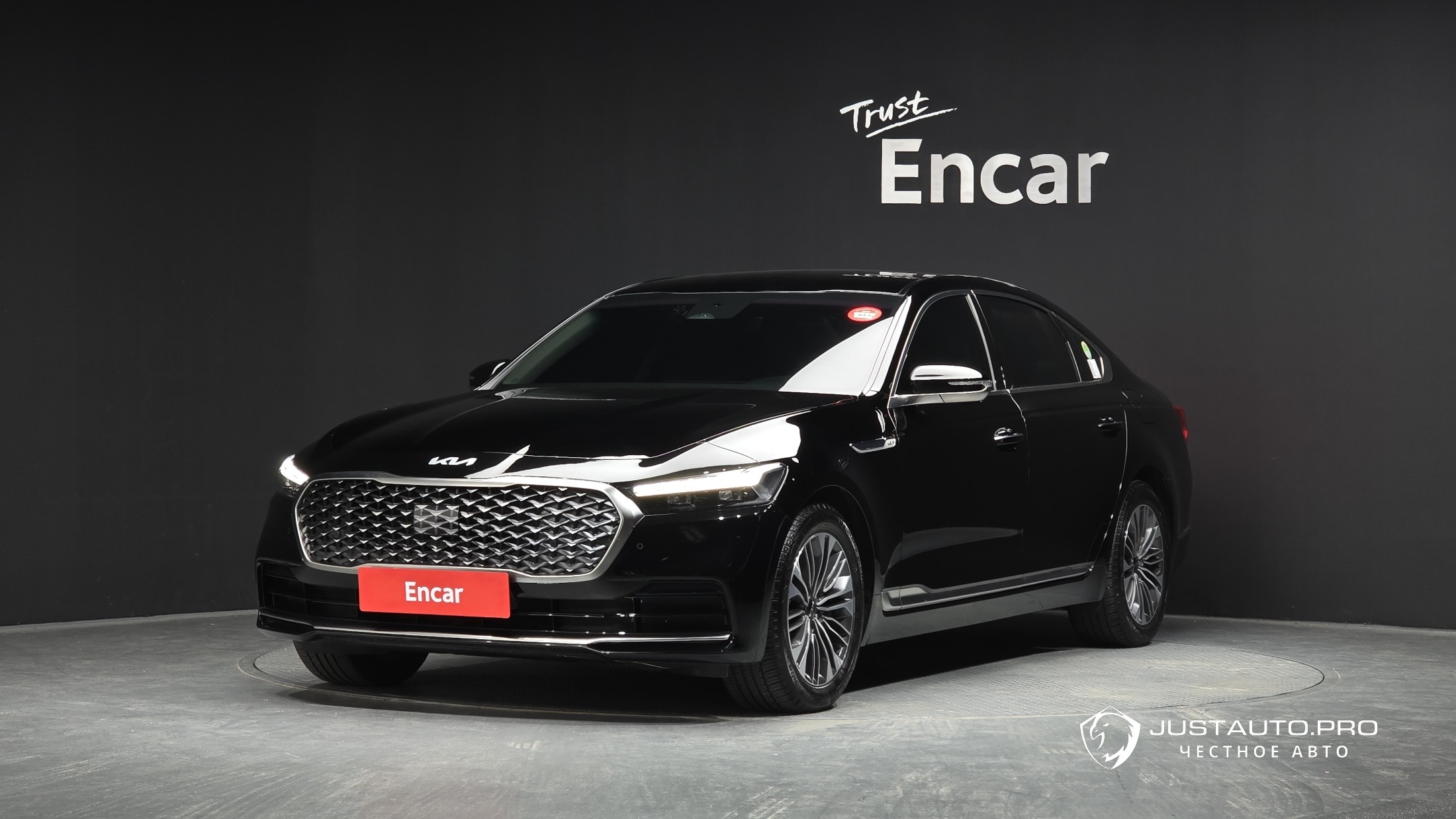 Автомобиль Kia K9