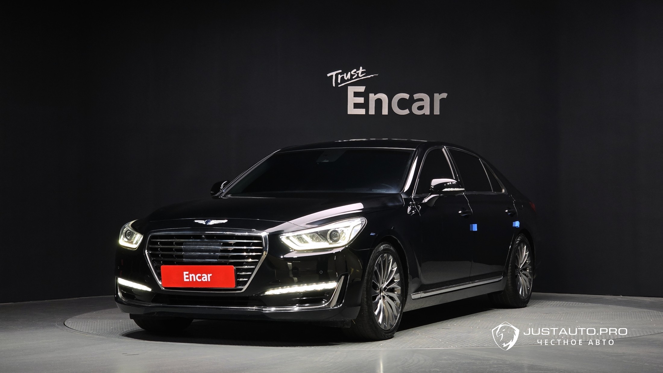 Автомобиль Genesis EQ900