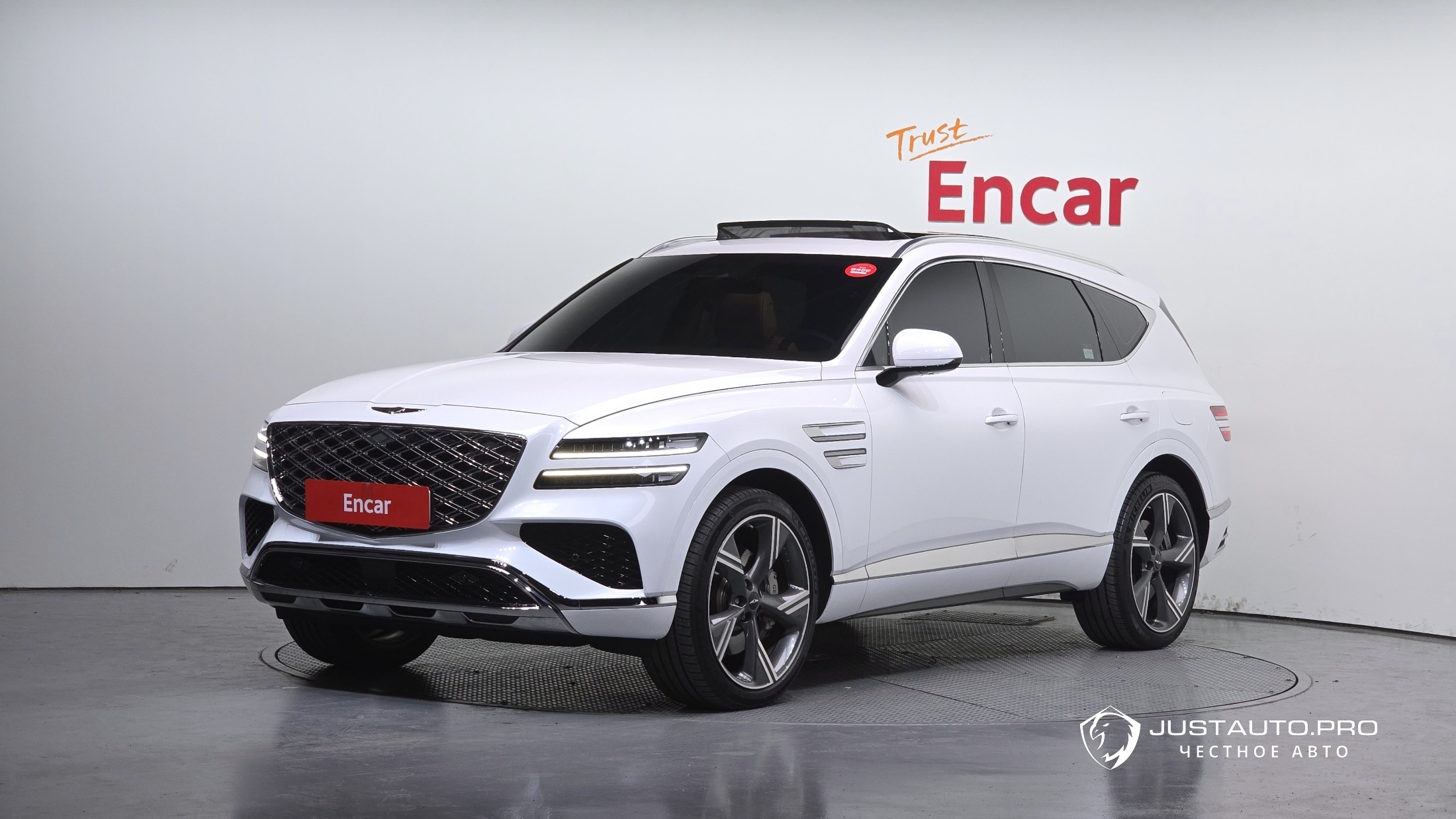 Автомобиль Genesis GV80