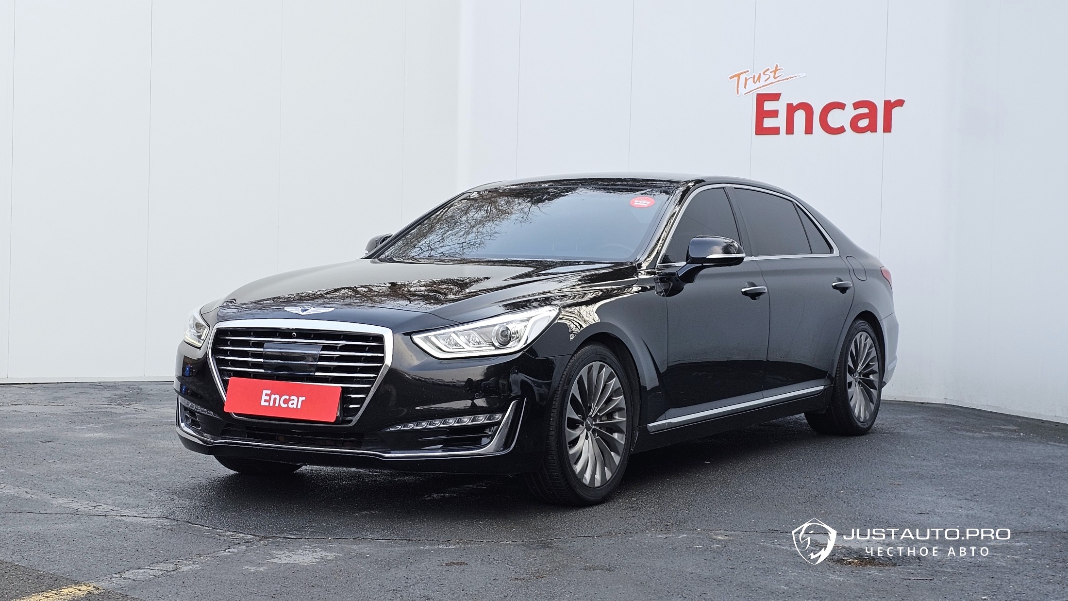 Автомобиль Genesis EQ900