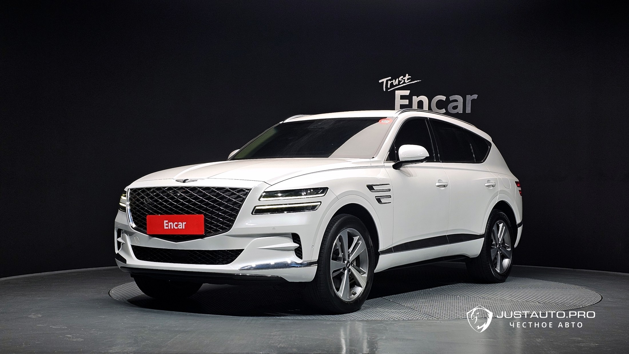 Автомобиль Genesis GV80