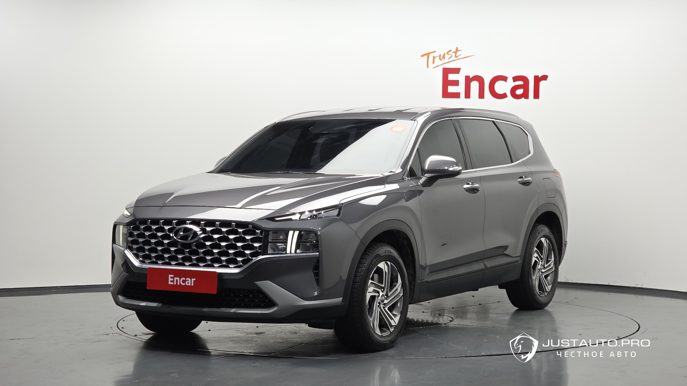 Автомобиль Hyundai Santafe