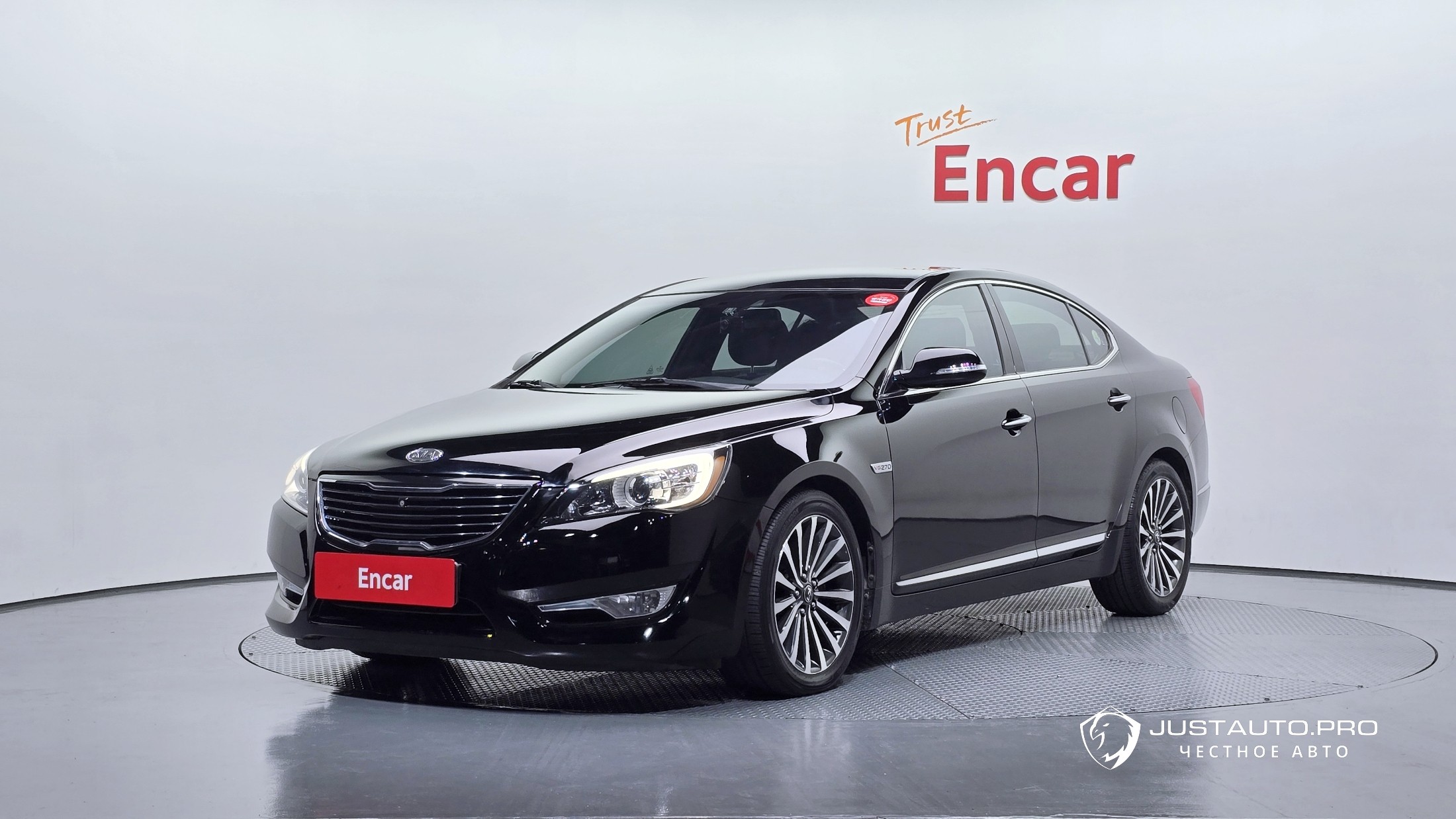 Автомобиль Kia K7