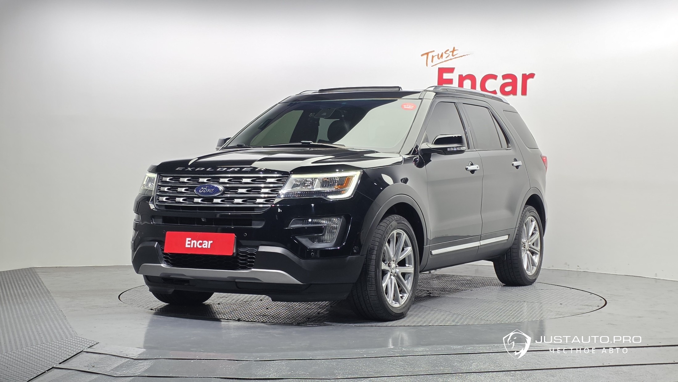 Автомобиль Ford Explorer