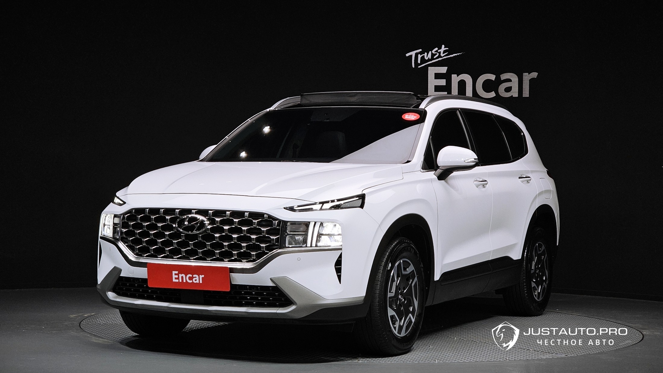 Автомобиль Hyundai Santafe