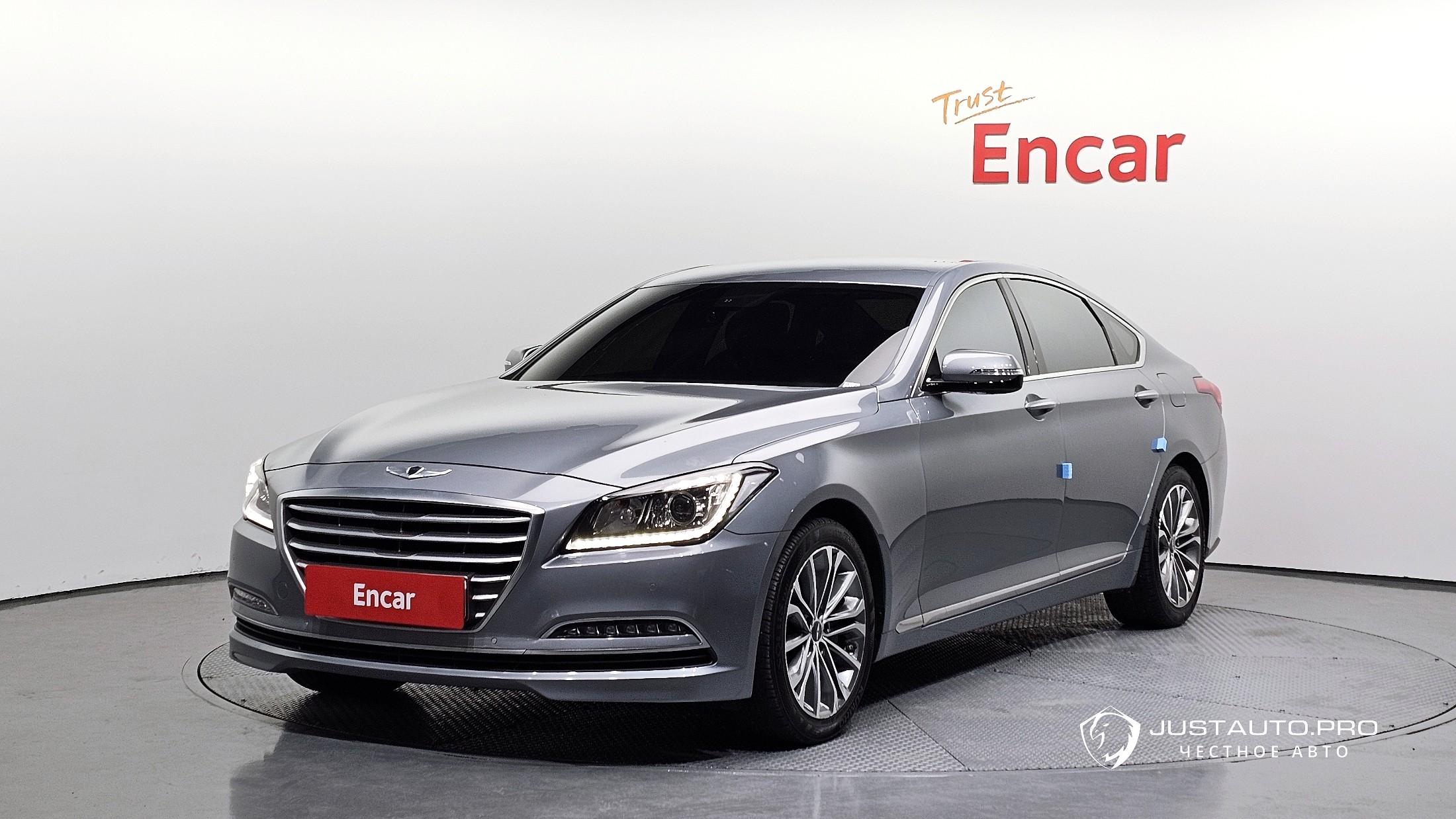 Автомобиль Hyundai Genesis