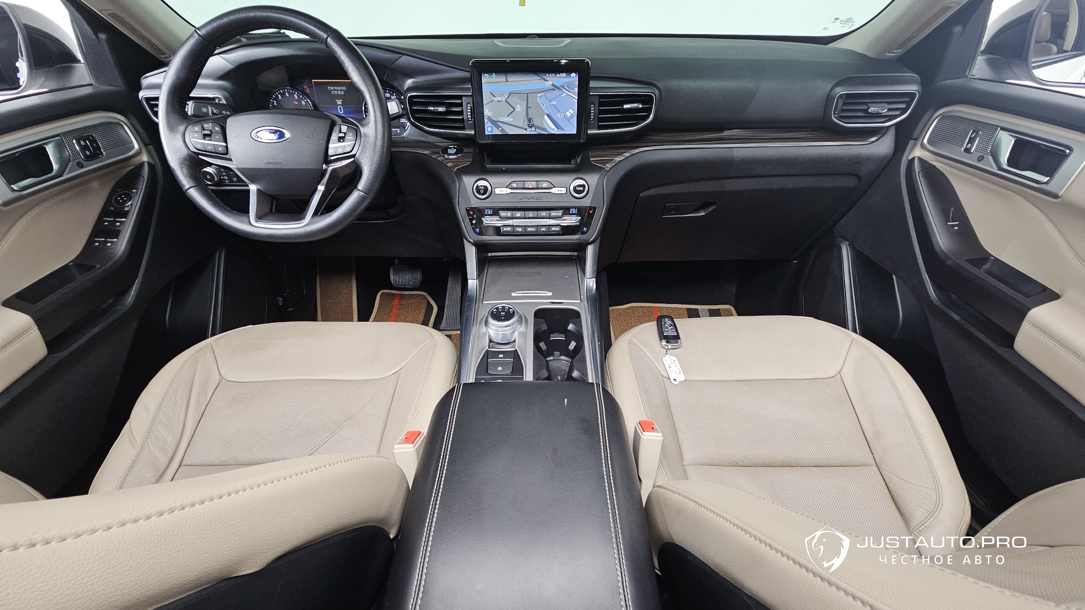 Автомобиль Ford Explorer