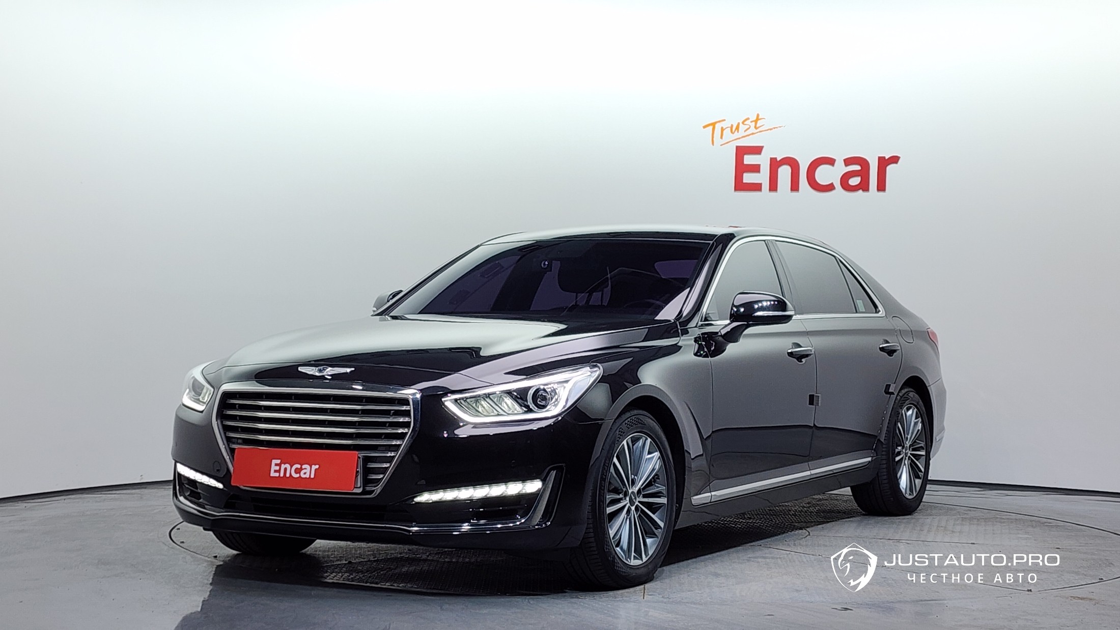 Автомобиль Genesis EQ900