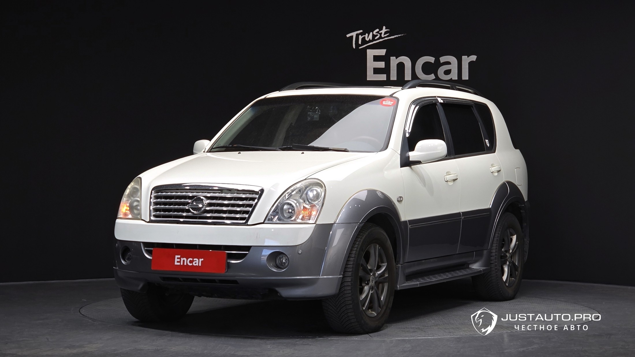 Автомобиль KG_Mobility_Ssangyong Rexton