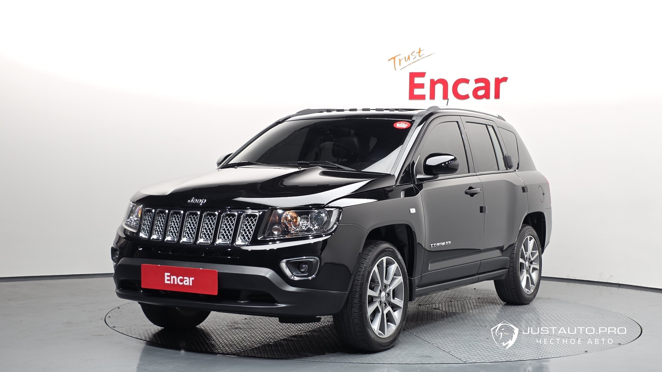 Автомобиль Jeep Compass