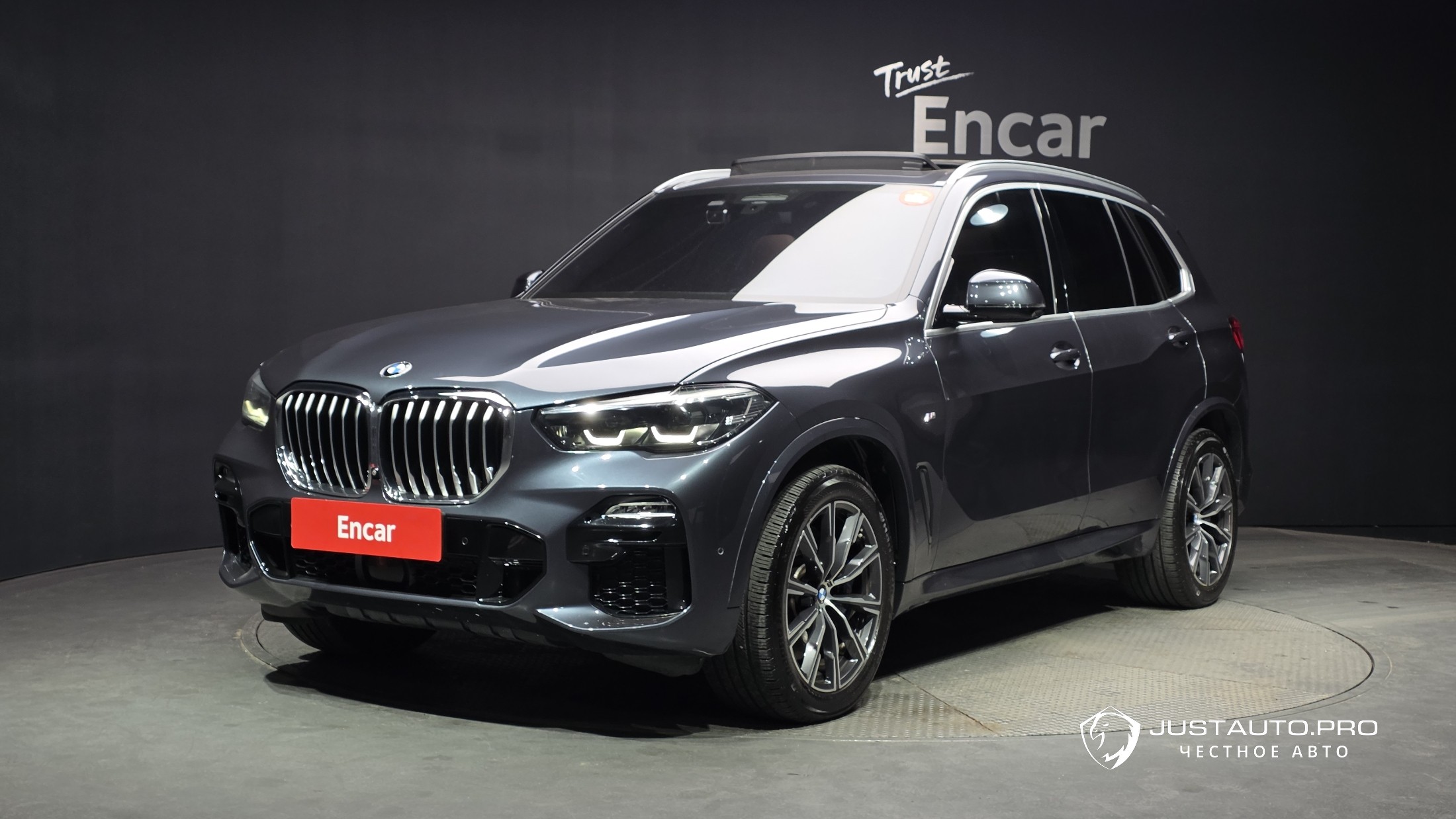 Автомобиль BMW X5