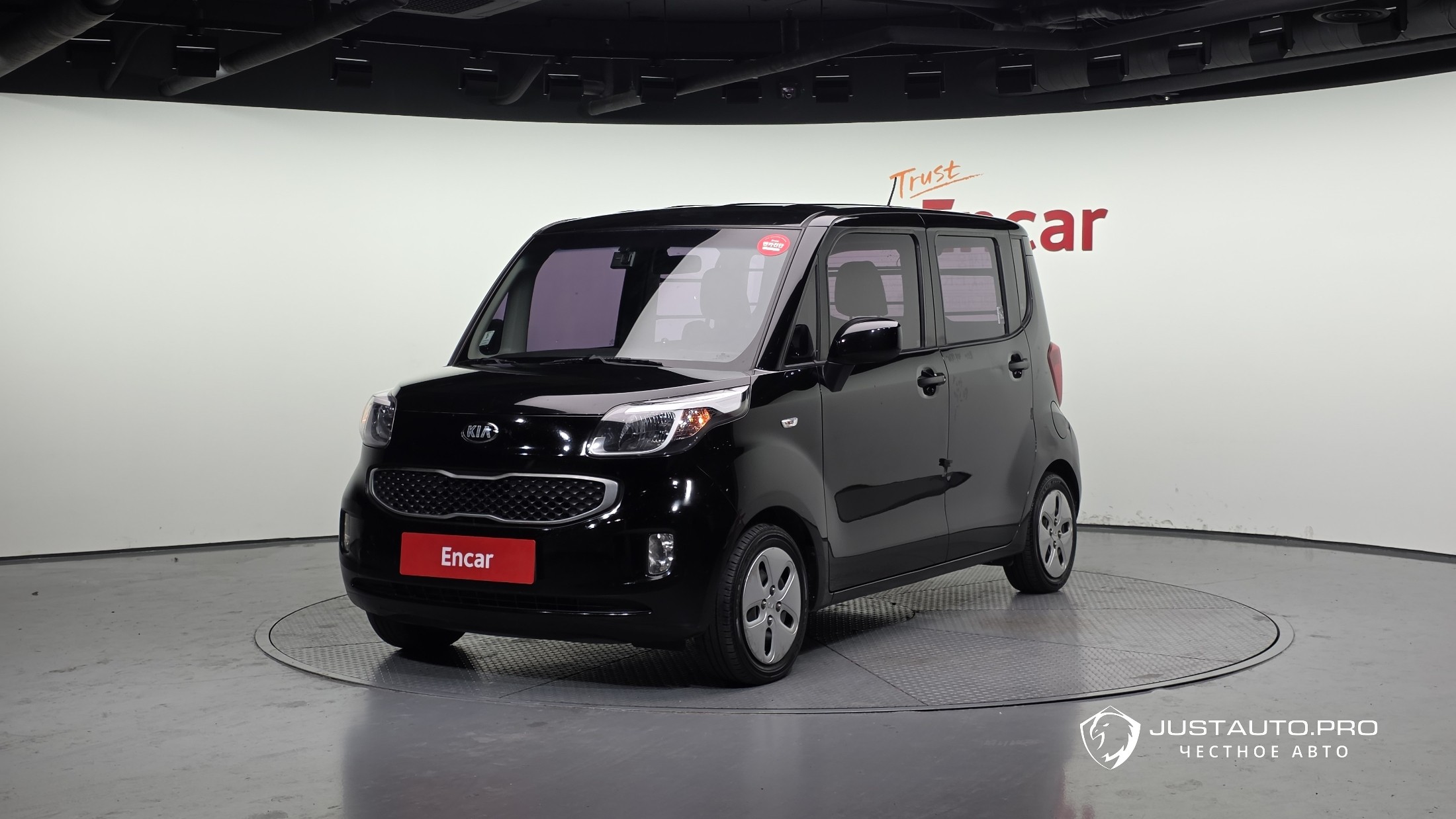 Автомобиль Kia RAY