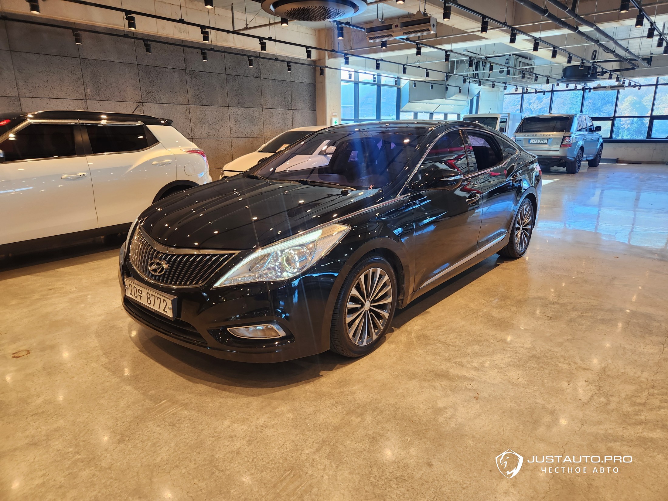 Автомобиль Hyundai Grandeur