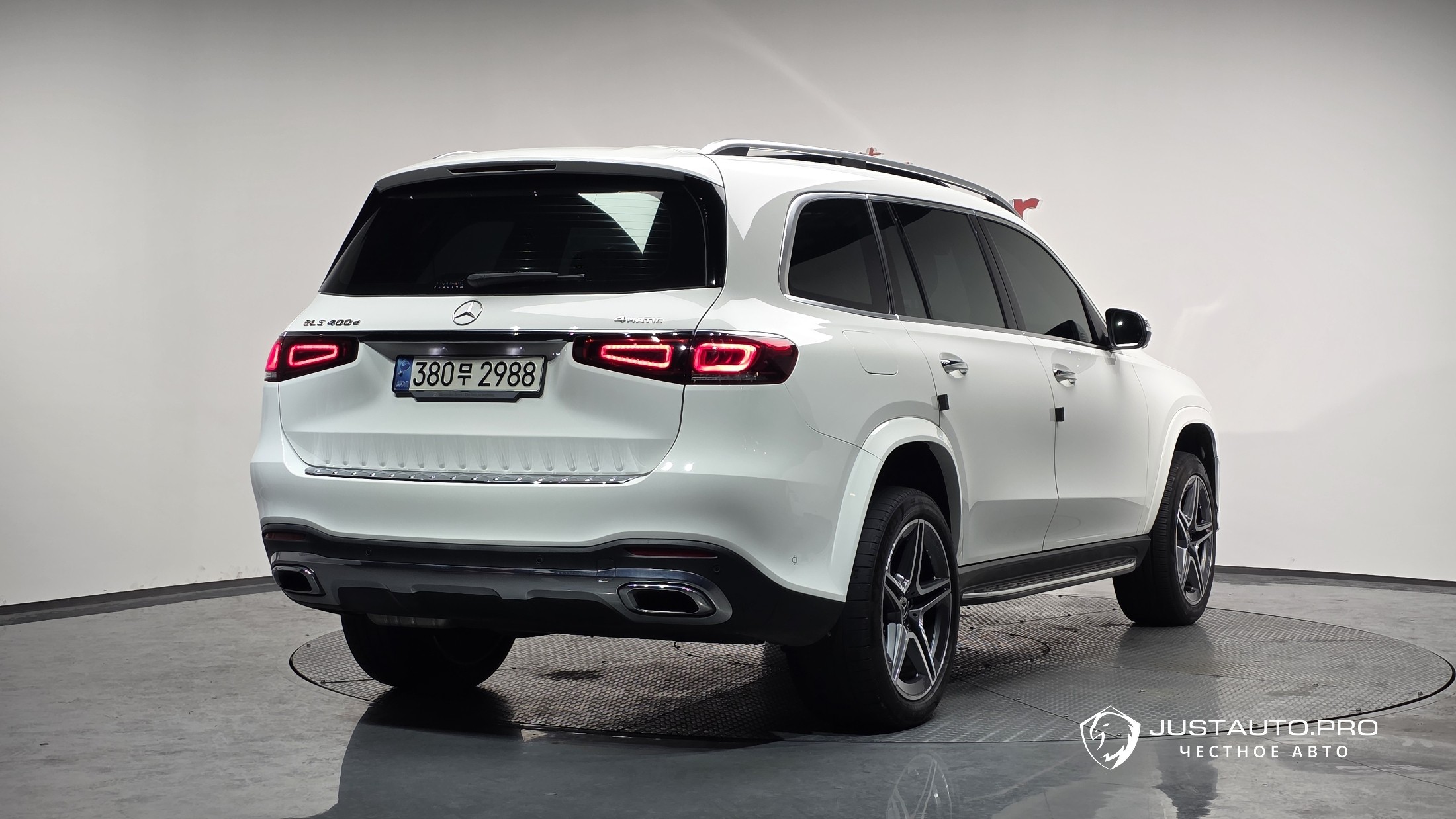 Автомобиль Mercedes-Benz GLS-Class