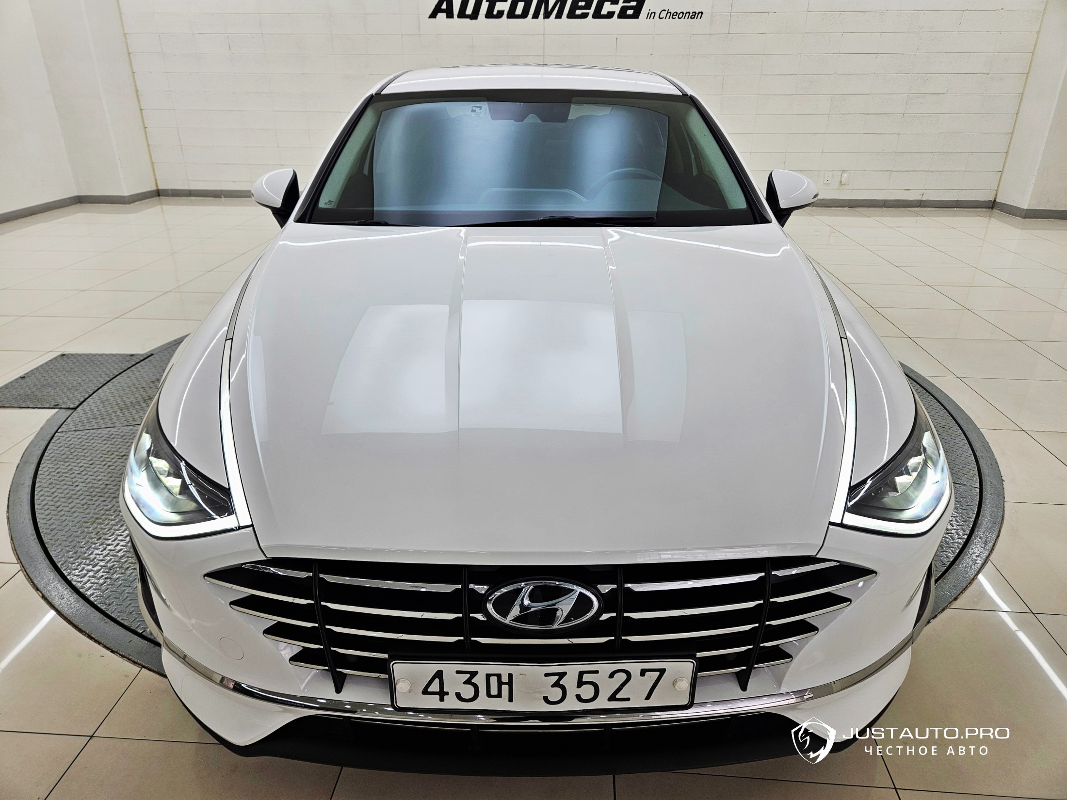 Автомобиль Hyundai Sonata