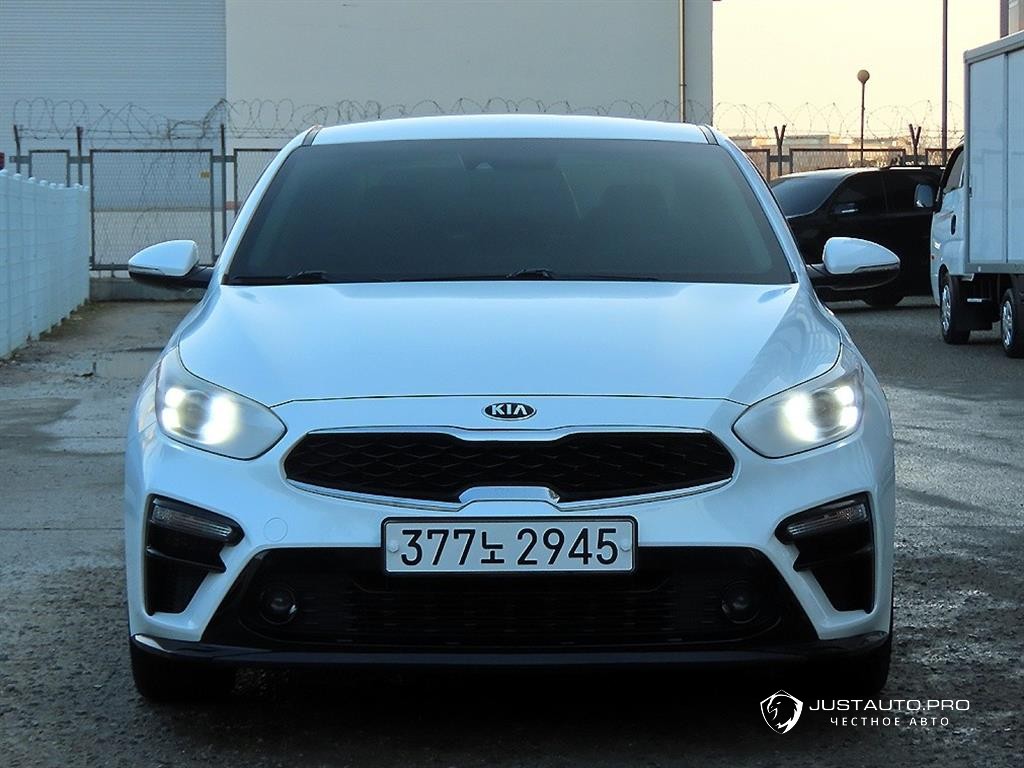 Автомобиль Kia K3