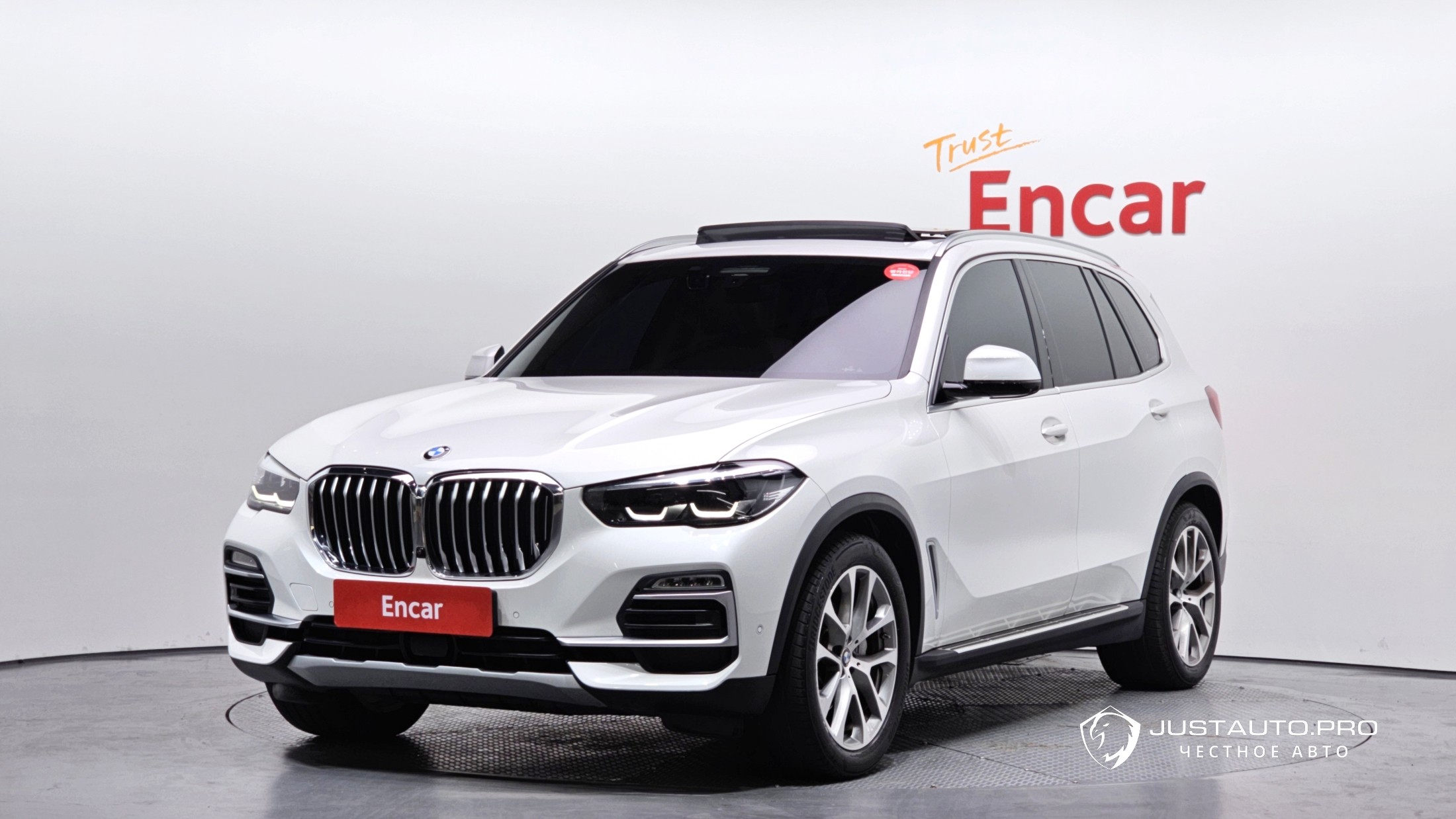 Автомобиль BMW X5