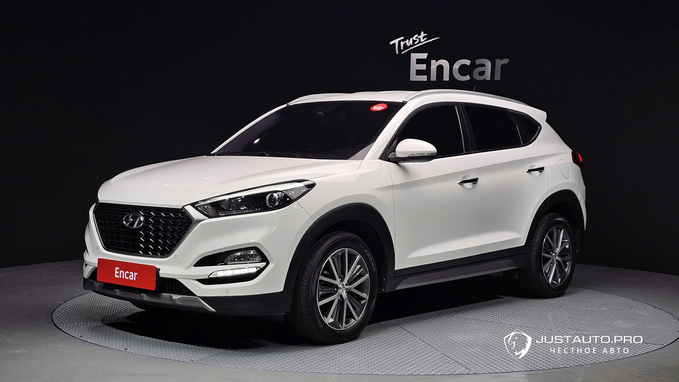 Автомобиль Hyundai Tucson