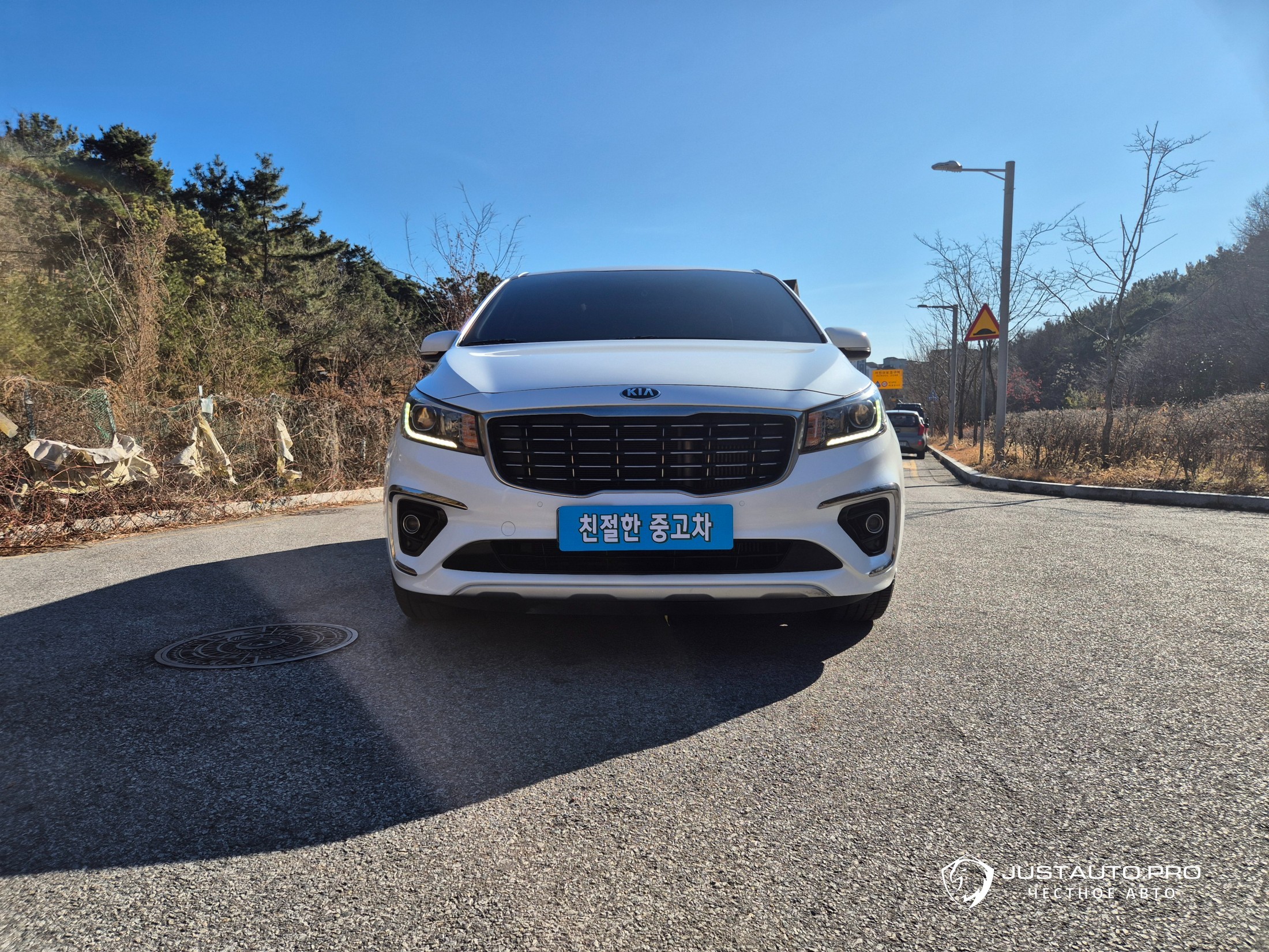 Автомобиль Kia Canival