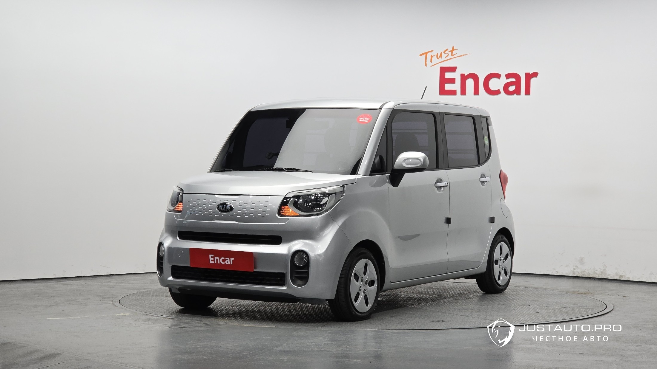 Автомобиль Kia RAY