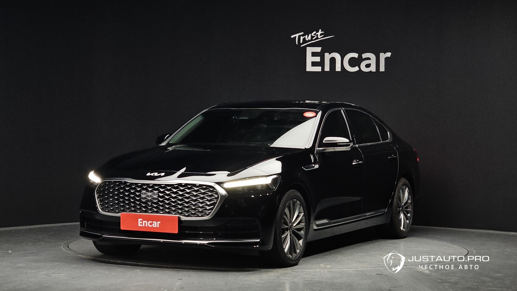 Автомобиль Kia K9