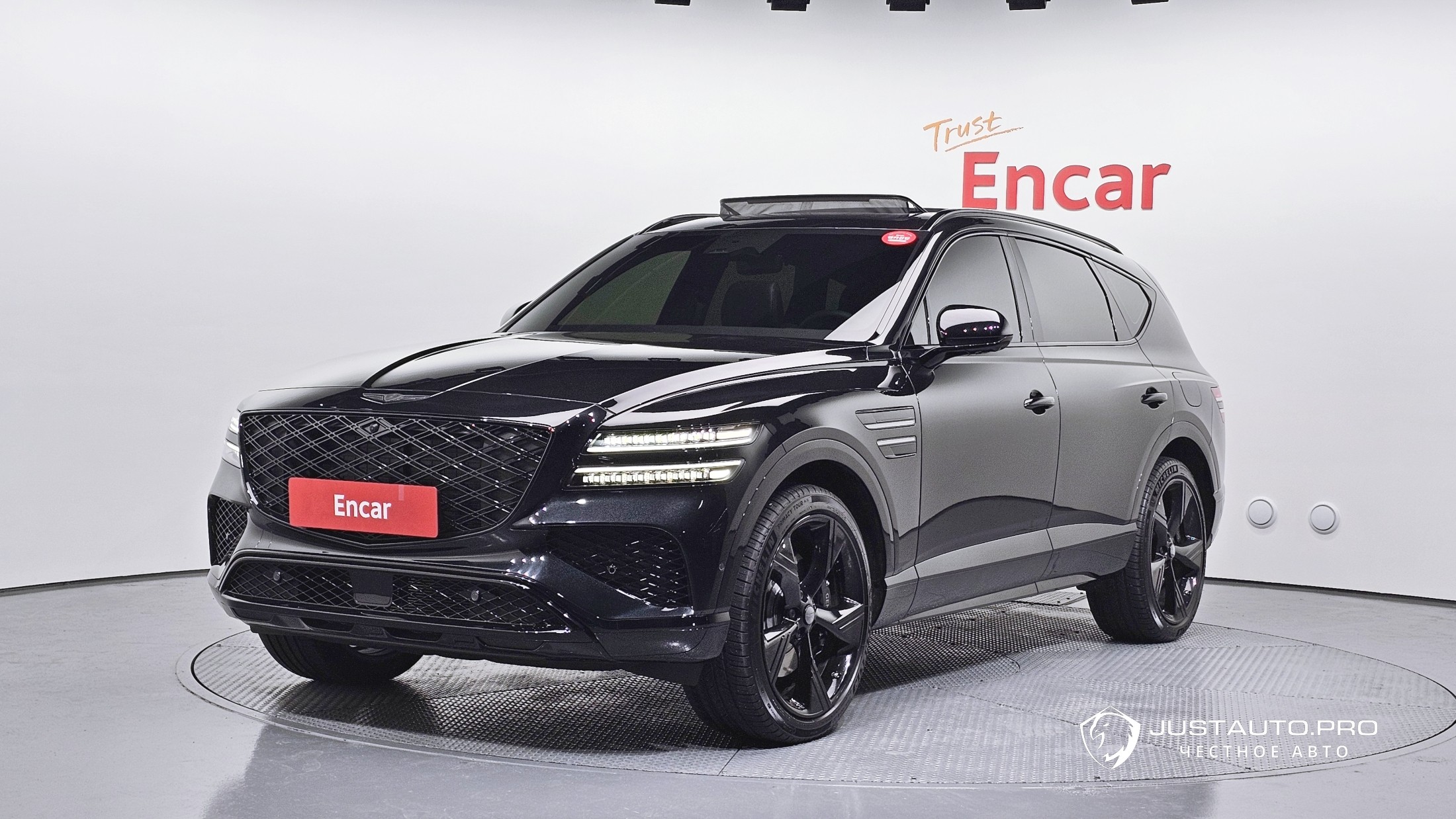 Автомобиль Genesis GV80