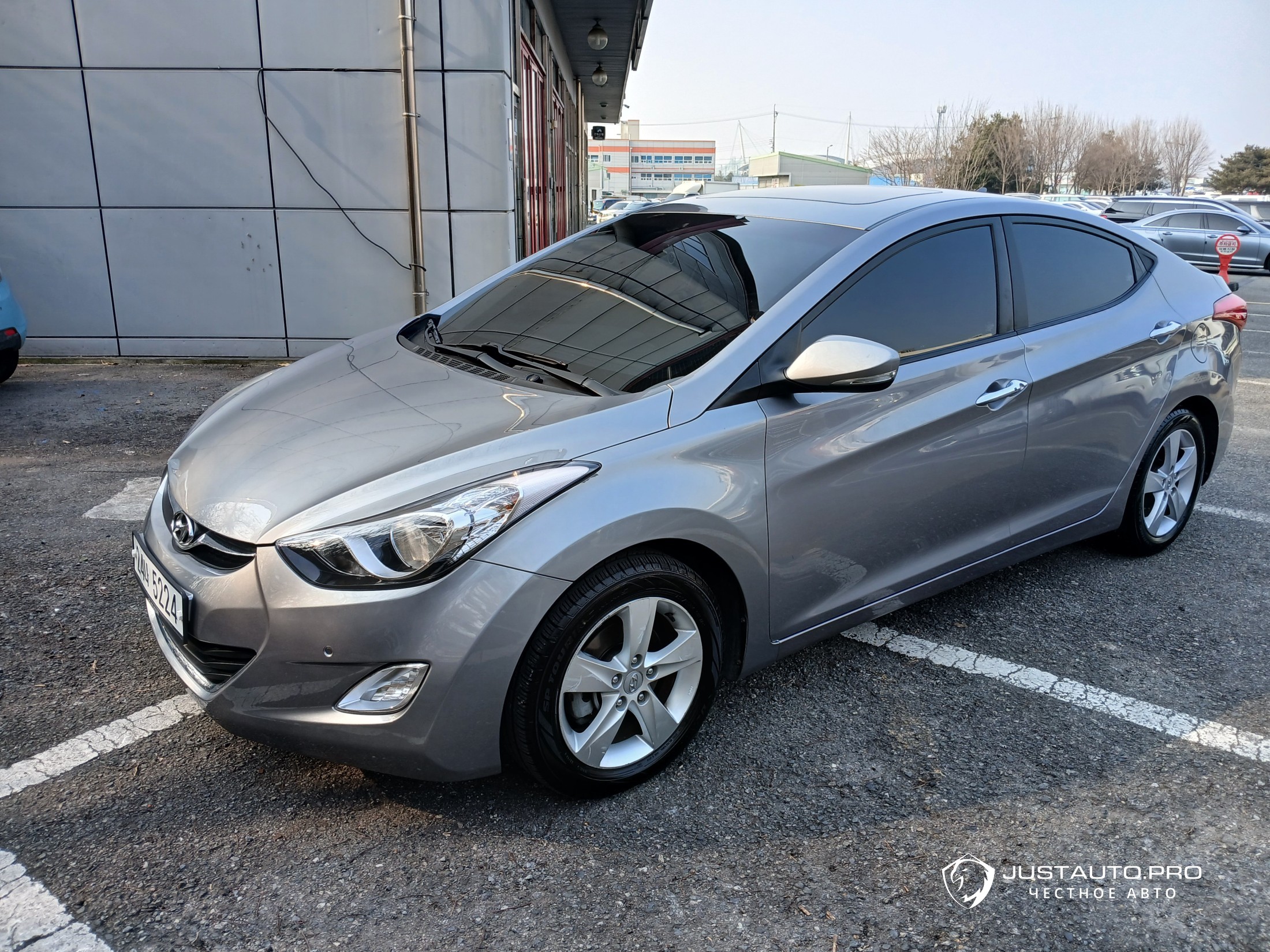 Автомобиль Hyundai AVANTE