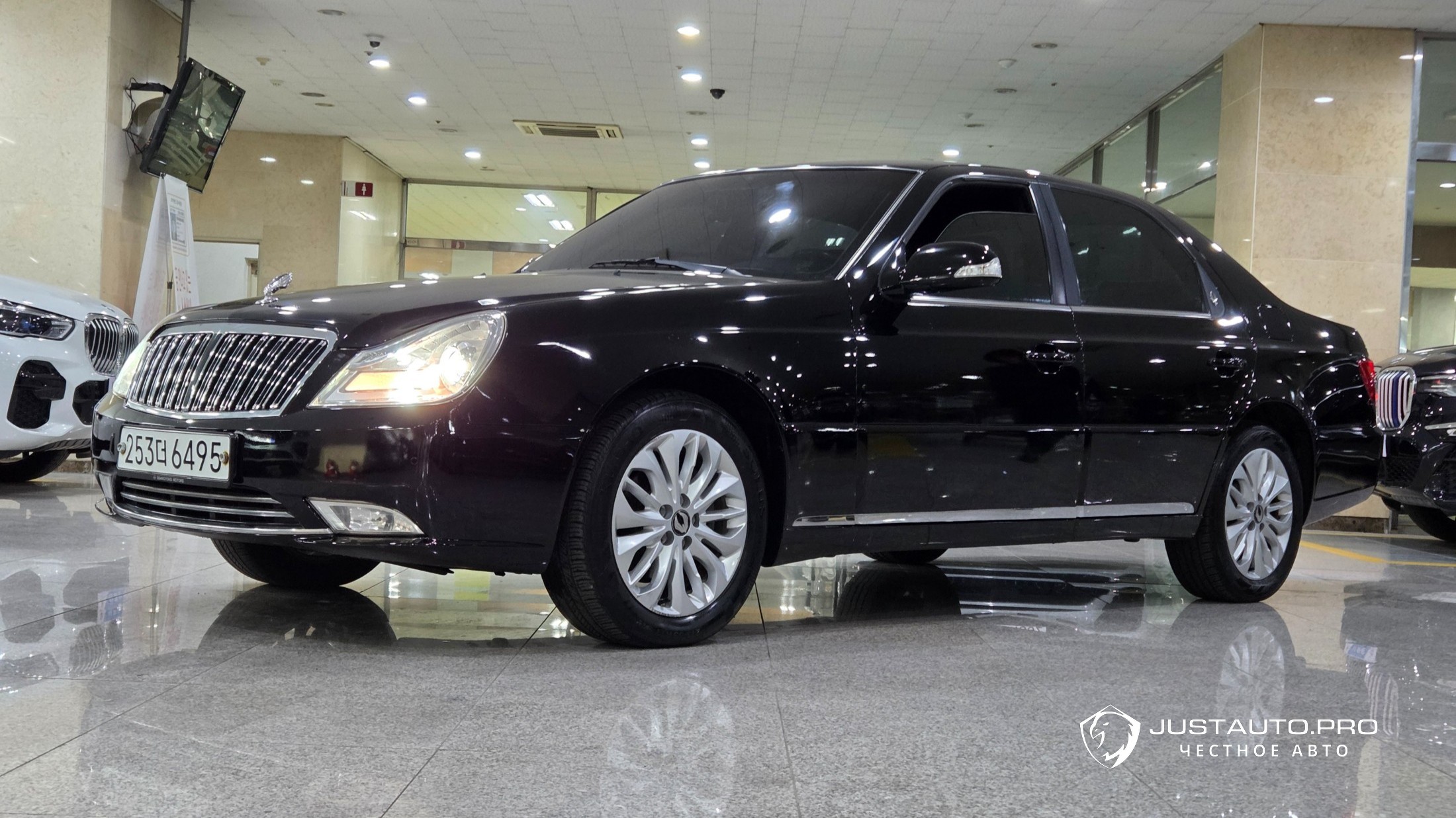 Автомобиль KG_Mobility_Ssangyong Chairman