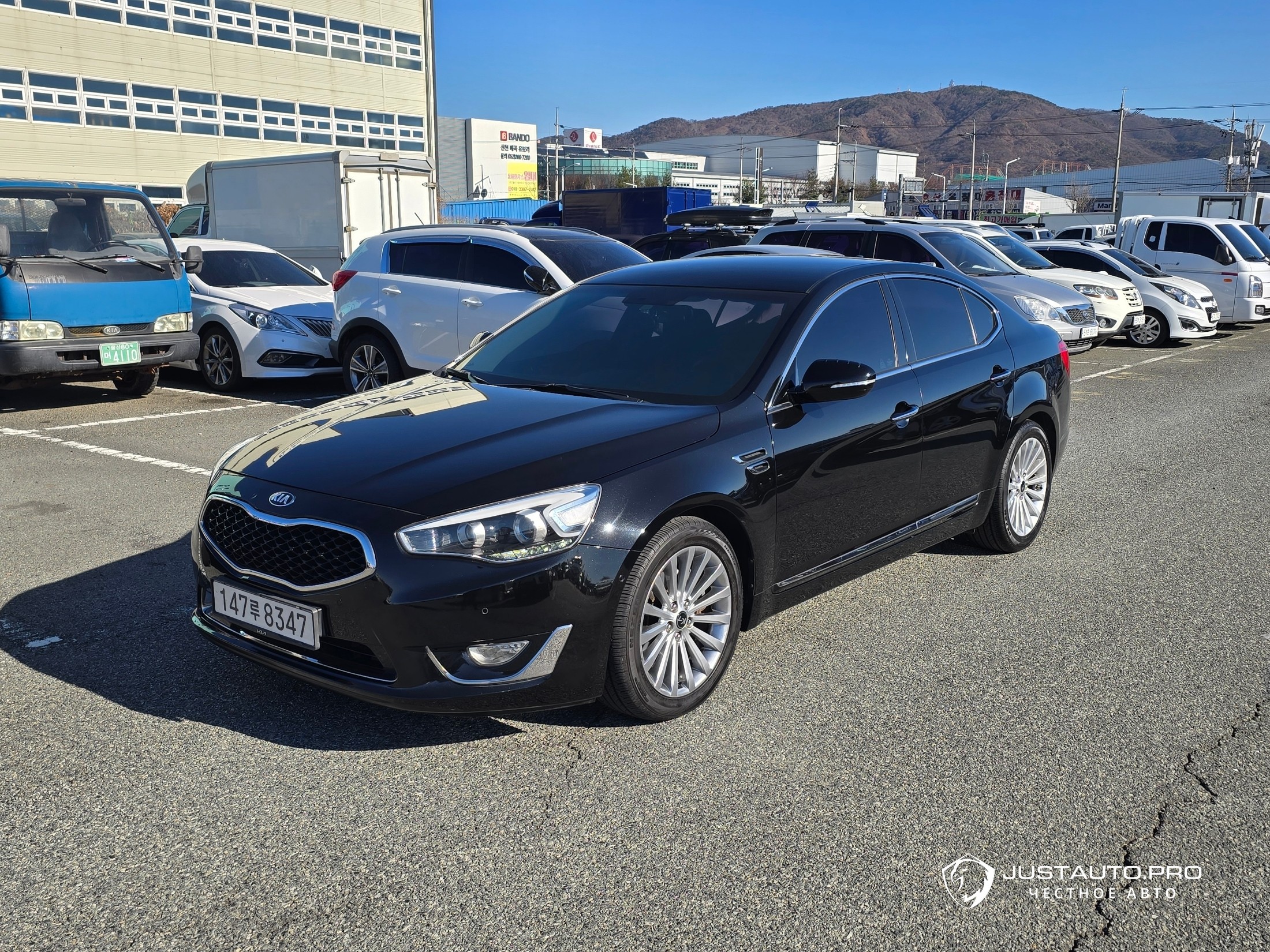 Автомобиль Kia K7